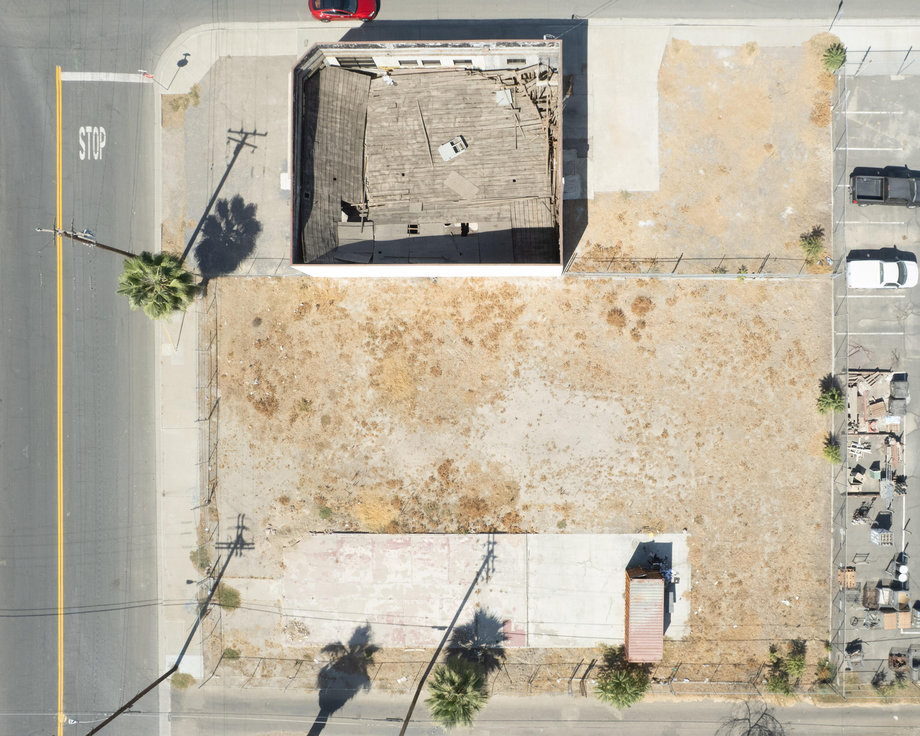 301 E 5th St, Hanford, CA 93230