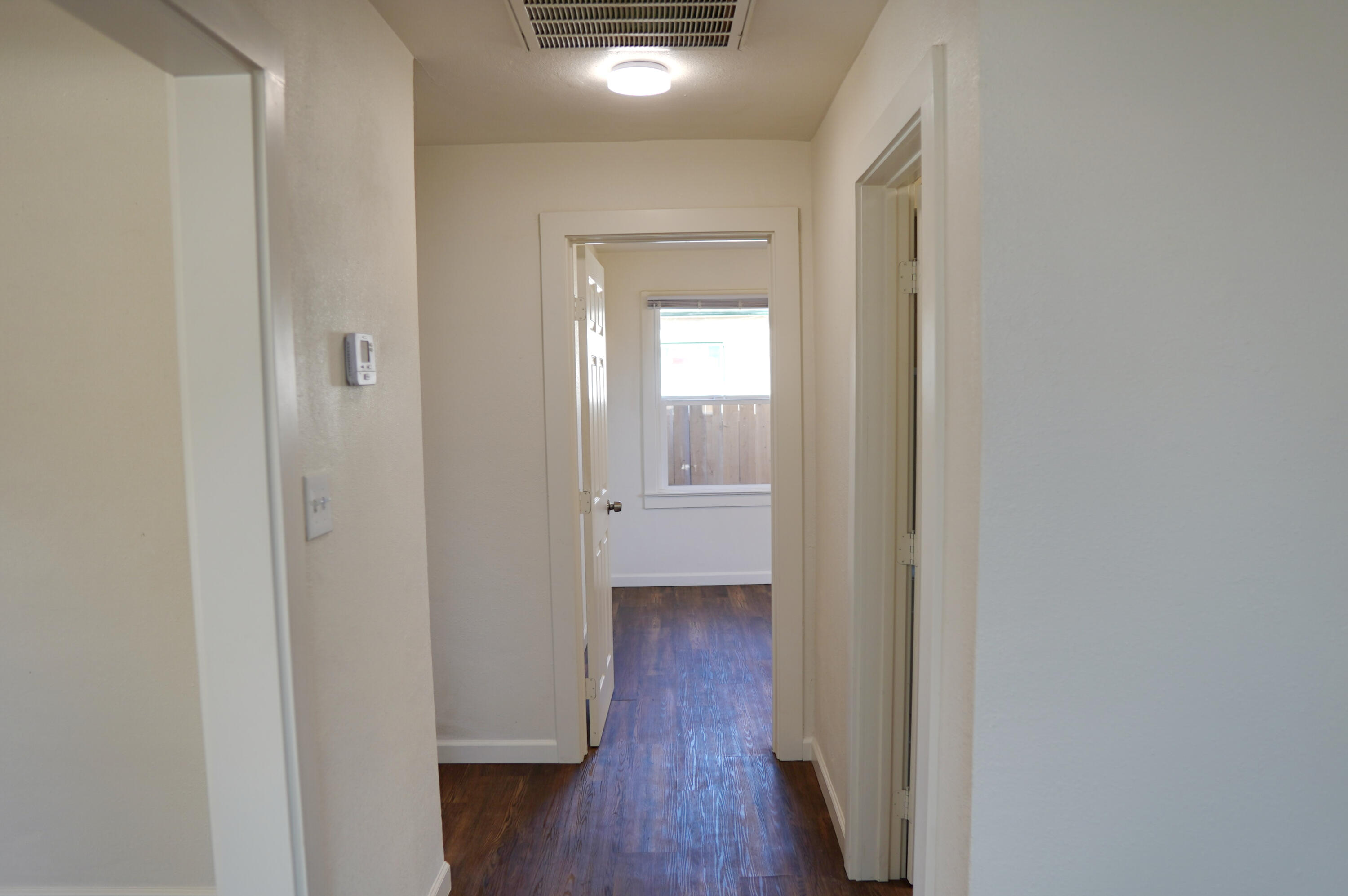 848 N E St, Tulare, CA 93274