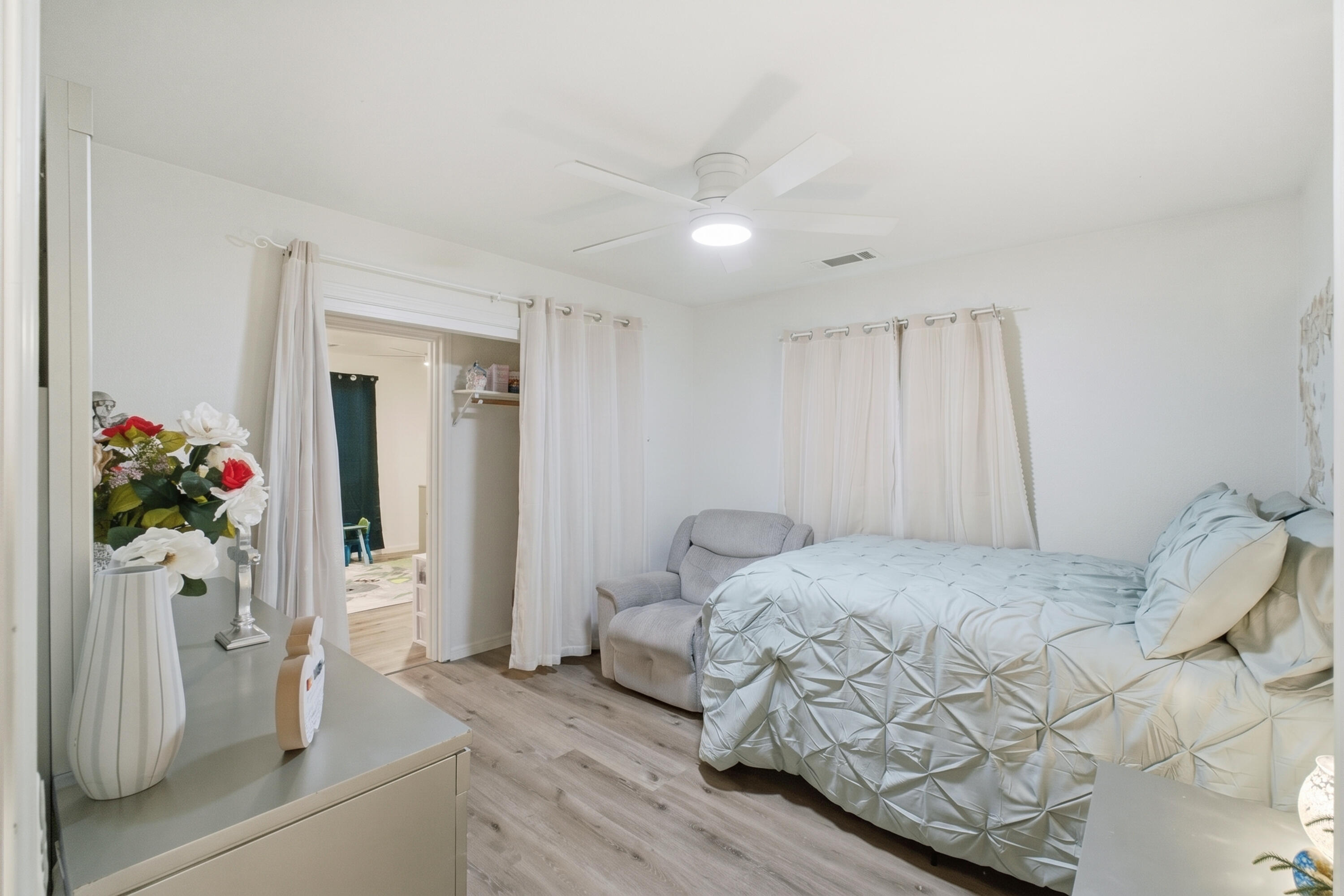 1458 Mary Ct, Exeter, CA 93221