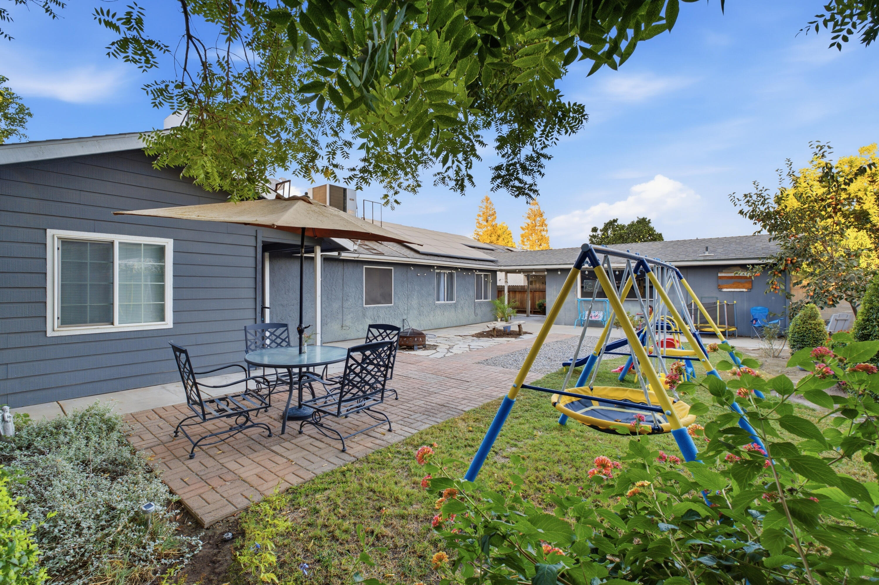 1458 Mary Ct, Exeter, CA 93221