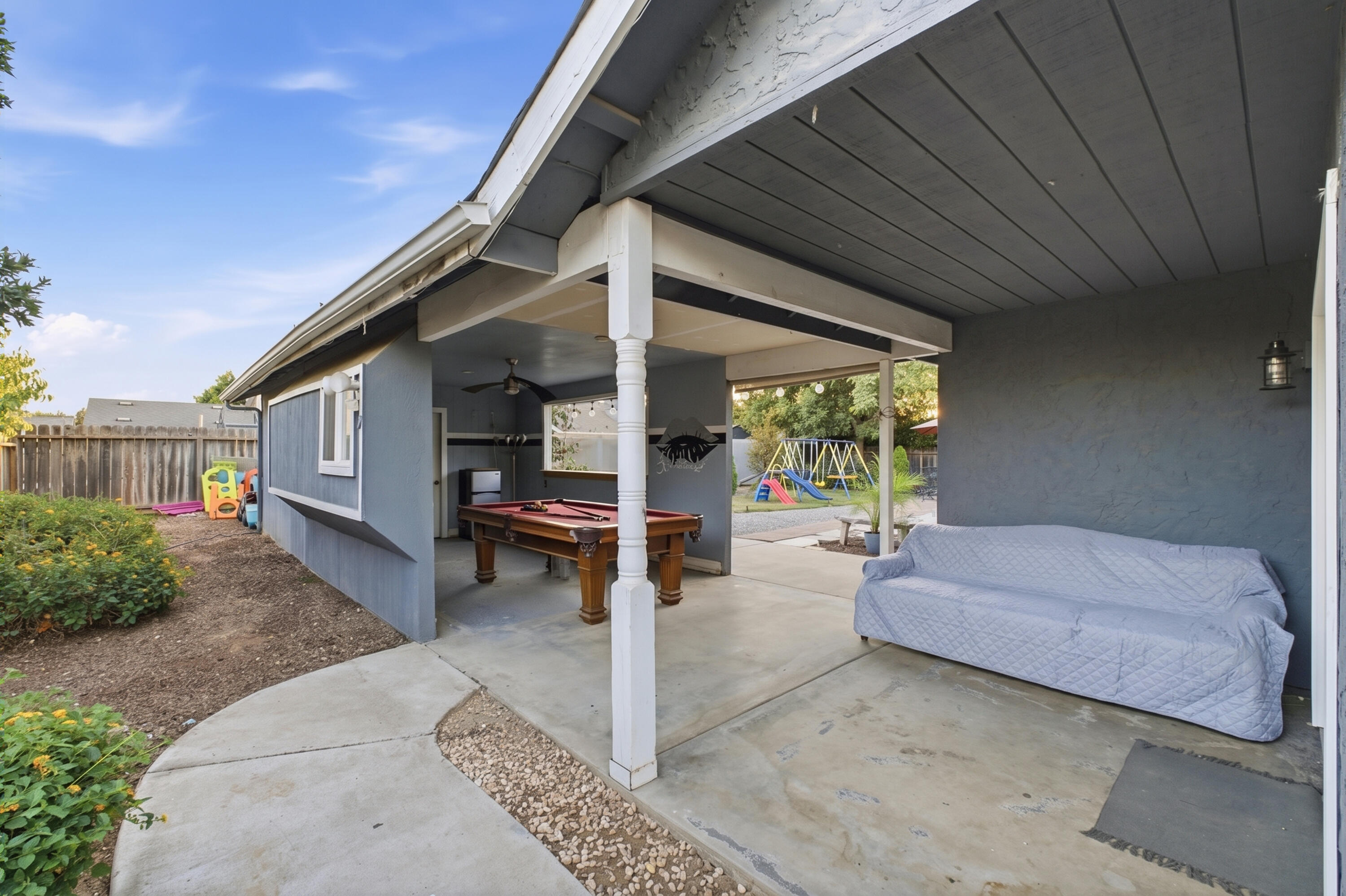 1458 Mary Ct, Exeter, CA 93221