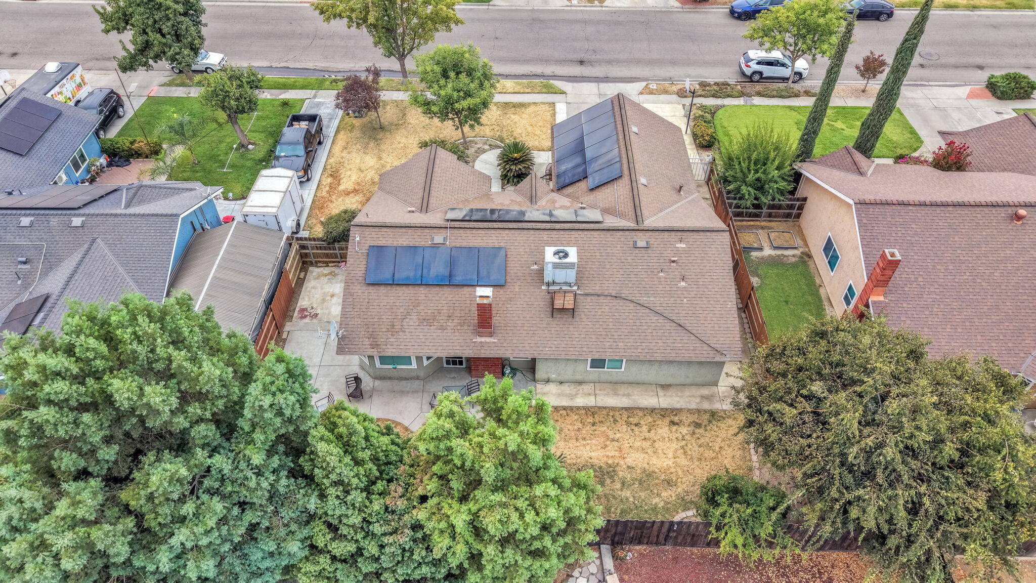 1350 Pine Dr, Lemoore, CA 93245