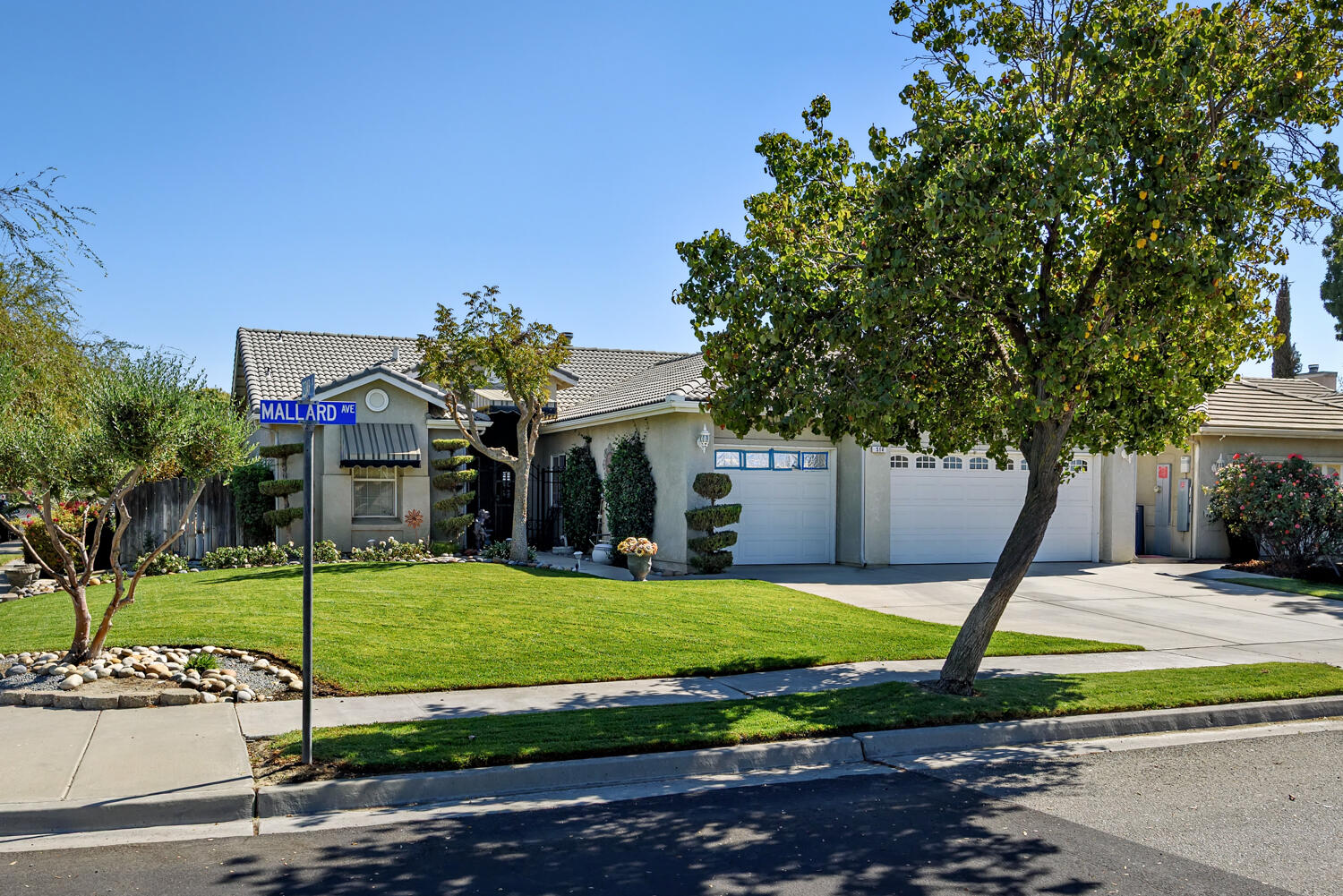 514 Mallard Ave, Lemoore, CA 93245