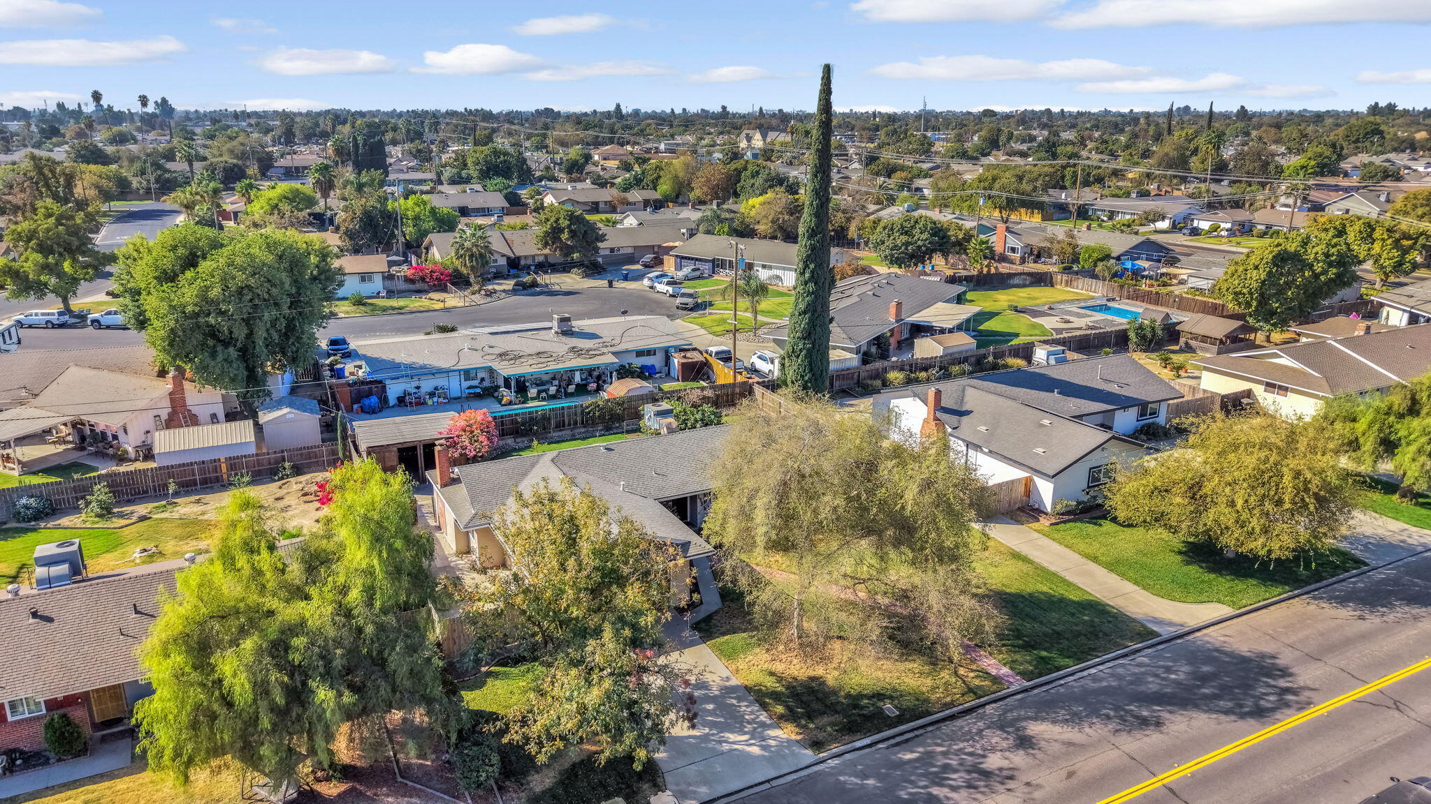175 E Birch Ave, Hanford, CA 93230