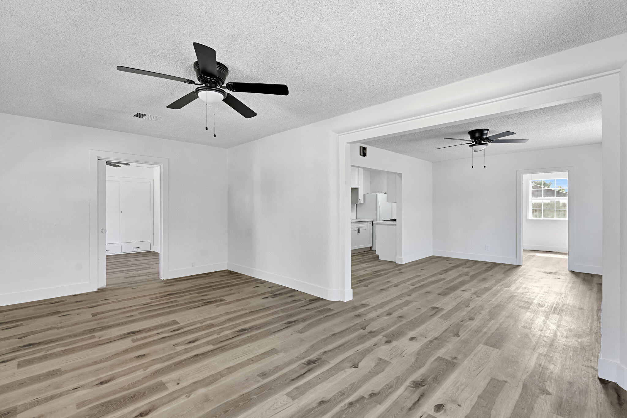 333 Oleander Ave, Lemoore, CA 93245