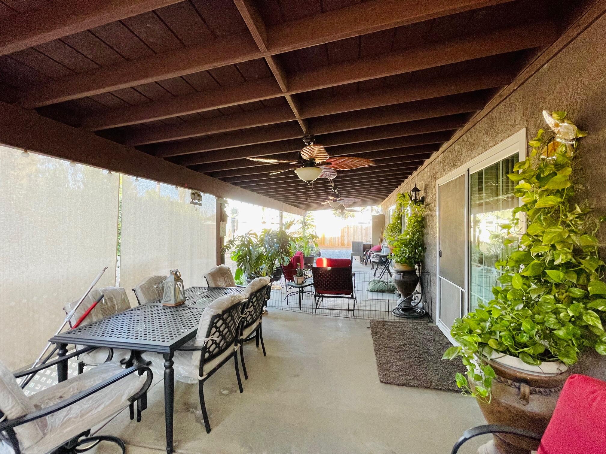 314 W Greg St, Farmersville, CA 93223
