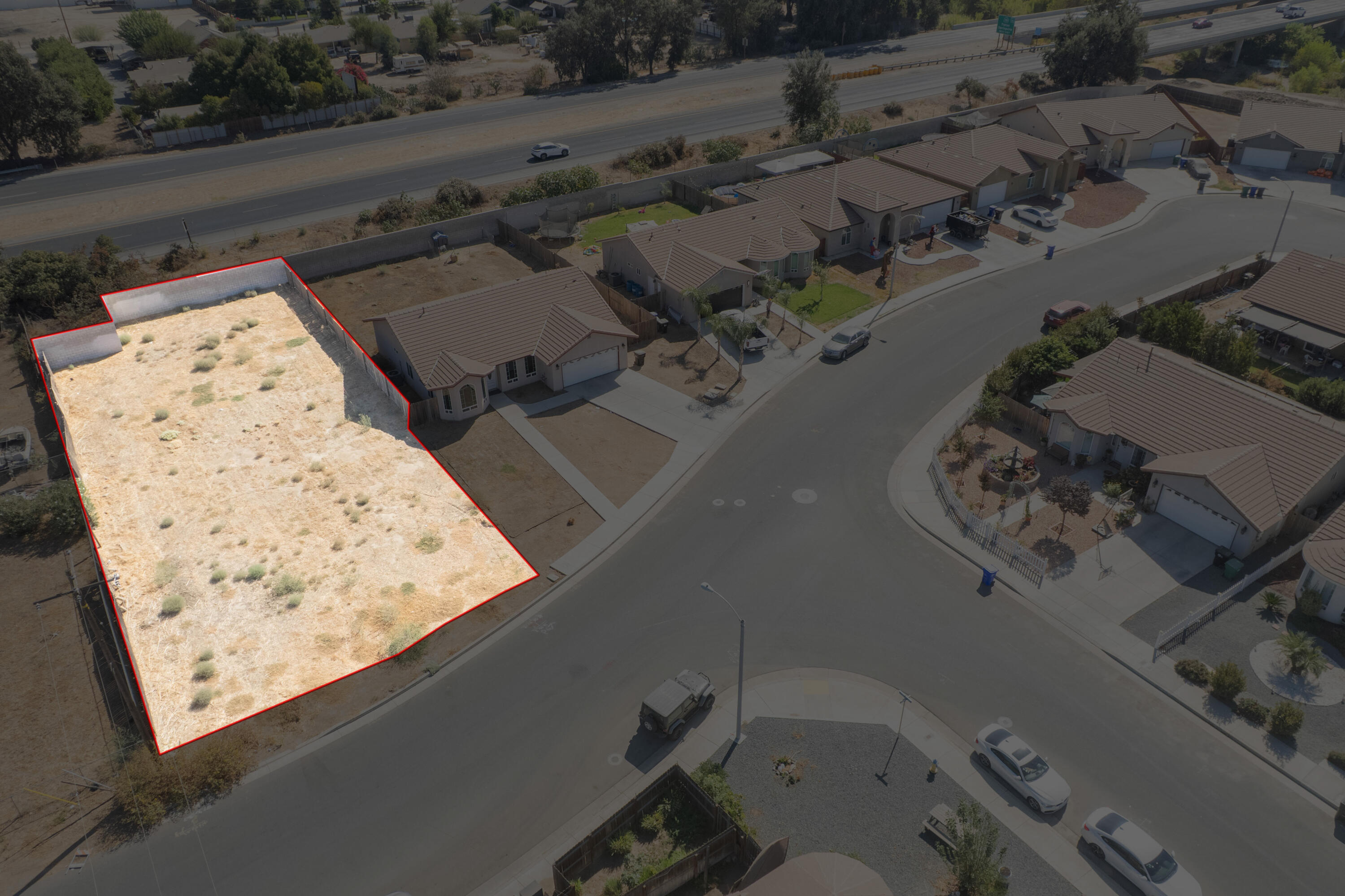 230 S Cobb St, Porterville, CA 93257