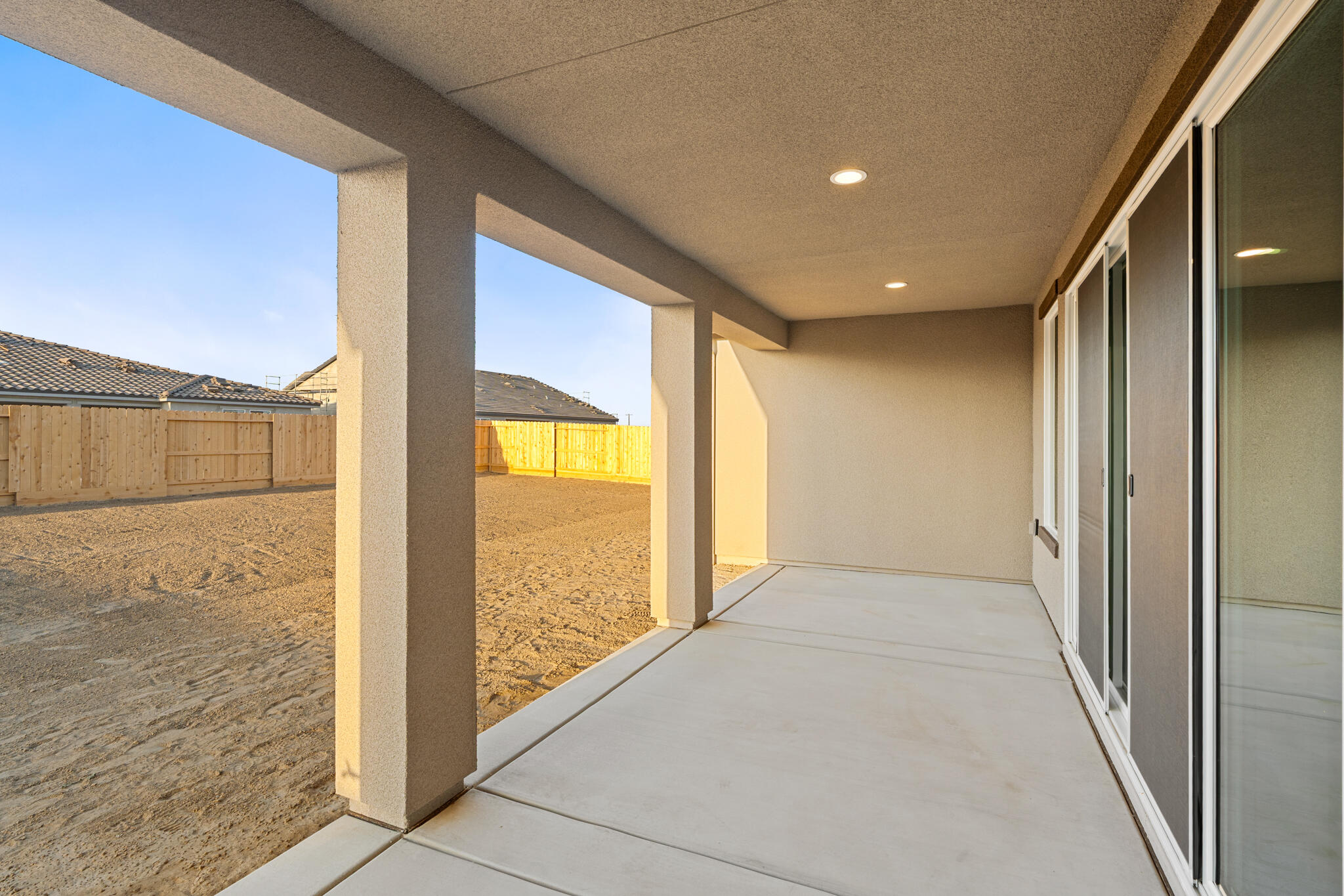 6619 W Wood Dr, Visalia, CA 93277