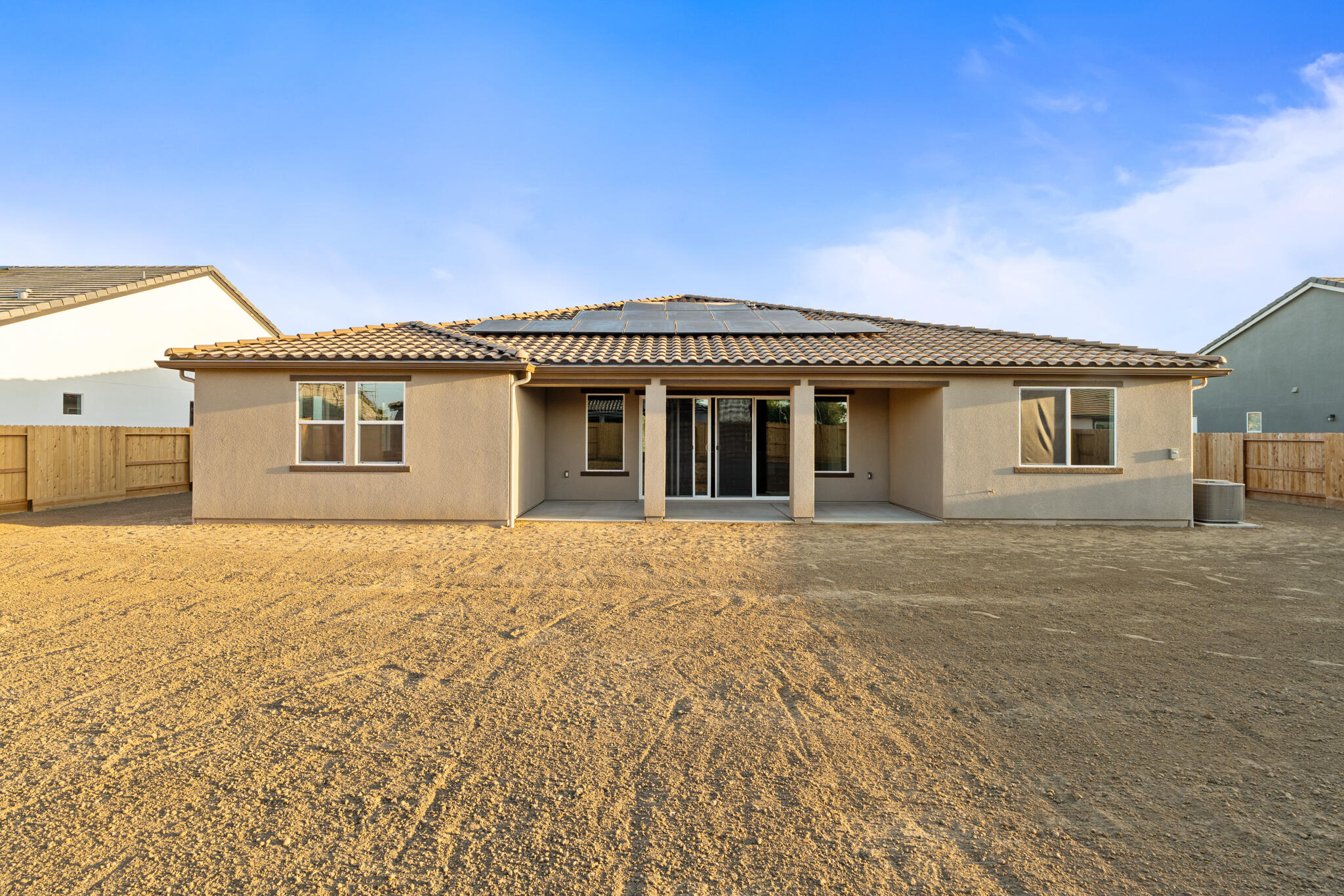 6619 W Wood Dr, Visalia, CA 93277