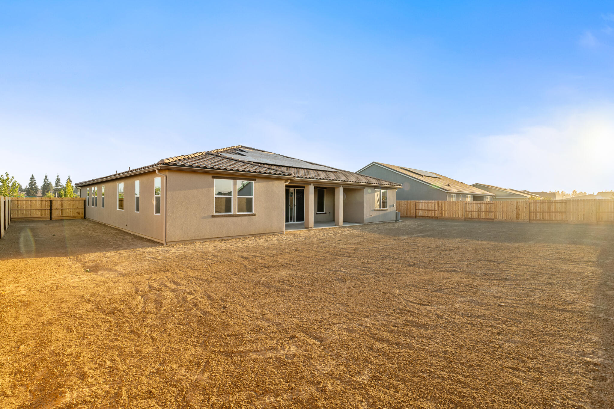 6619 W Wood Dr, Visalia, CA 93277