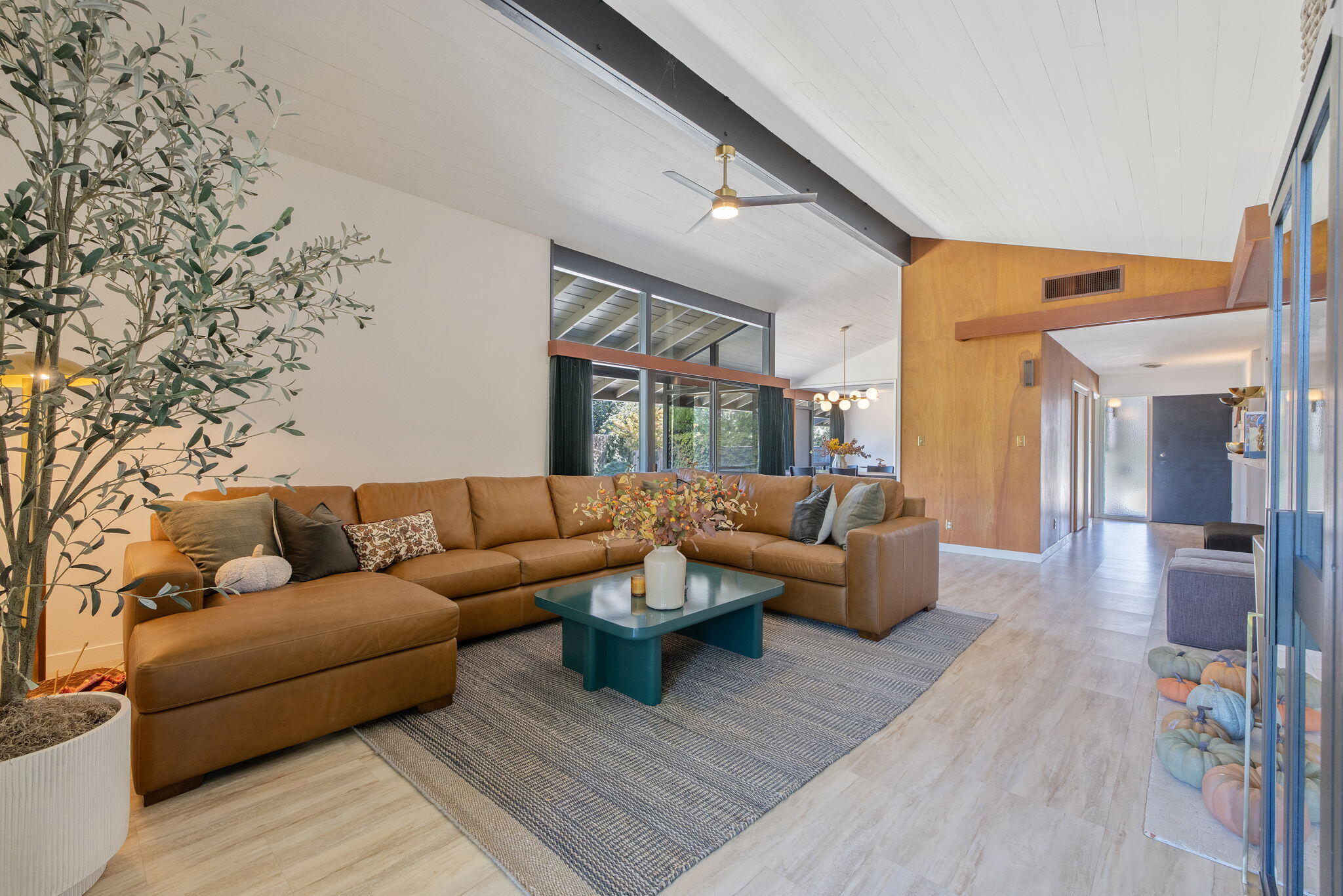2544 W Keogh Ave, Visalia, CA 93291