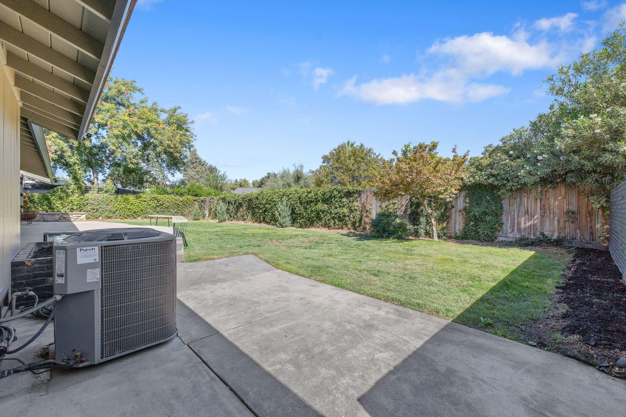 2544 W Keogh Ave, Visalia, CA 93291