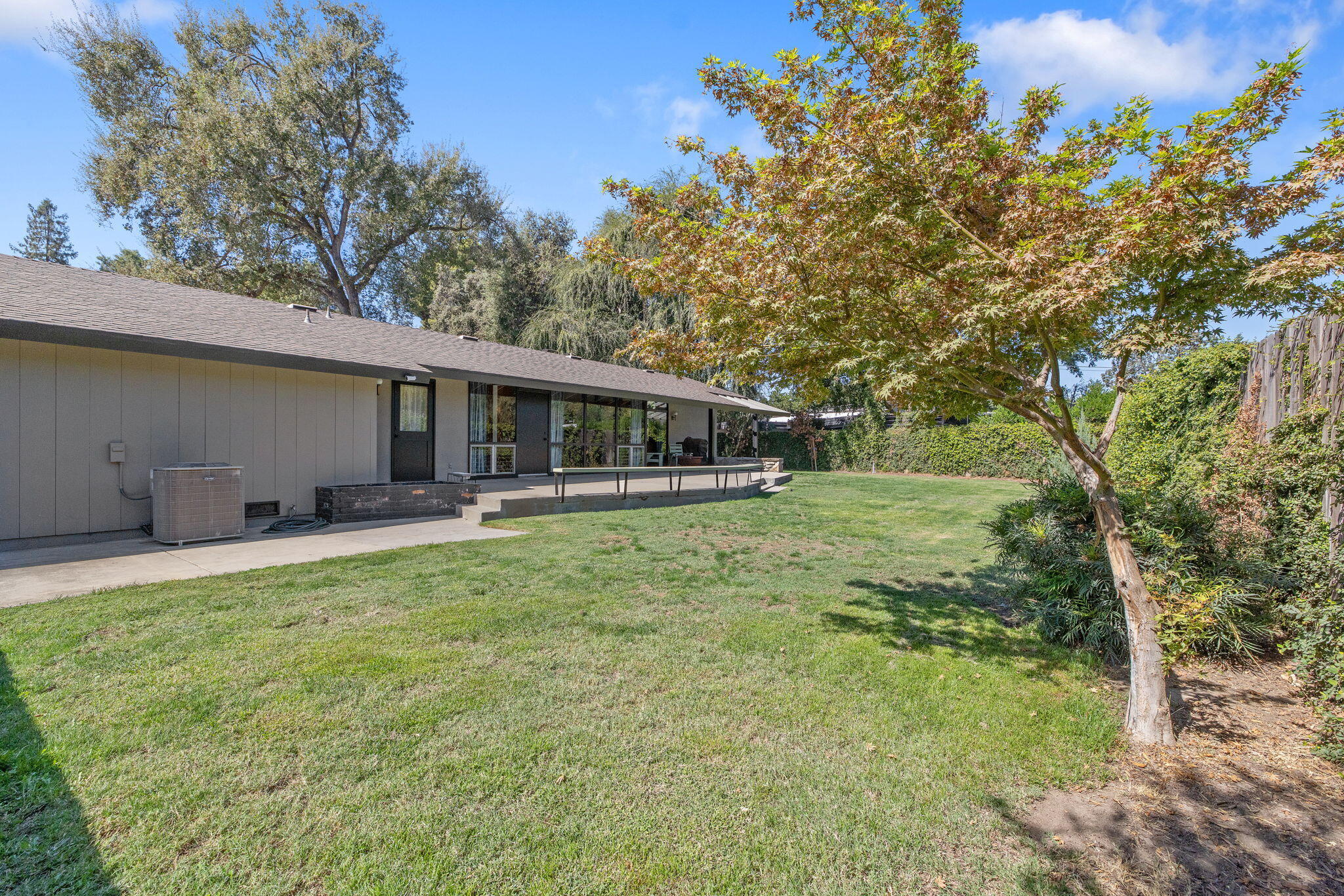 2544 W Keogh Ave, Visalia, CA 93291