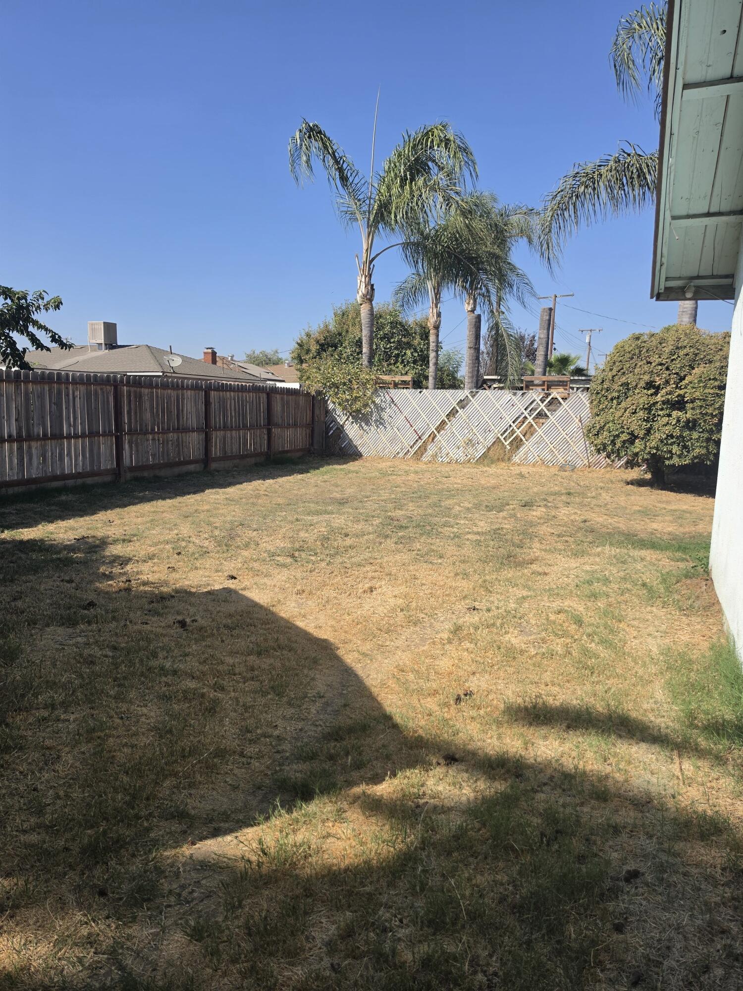 201 N Argyle St, Porterville, CA 93257