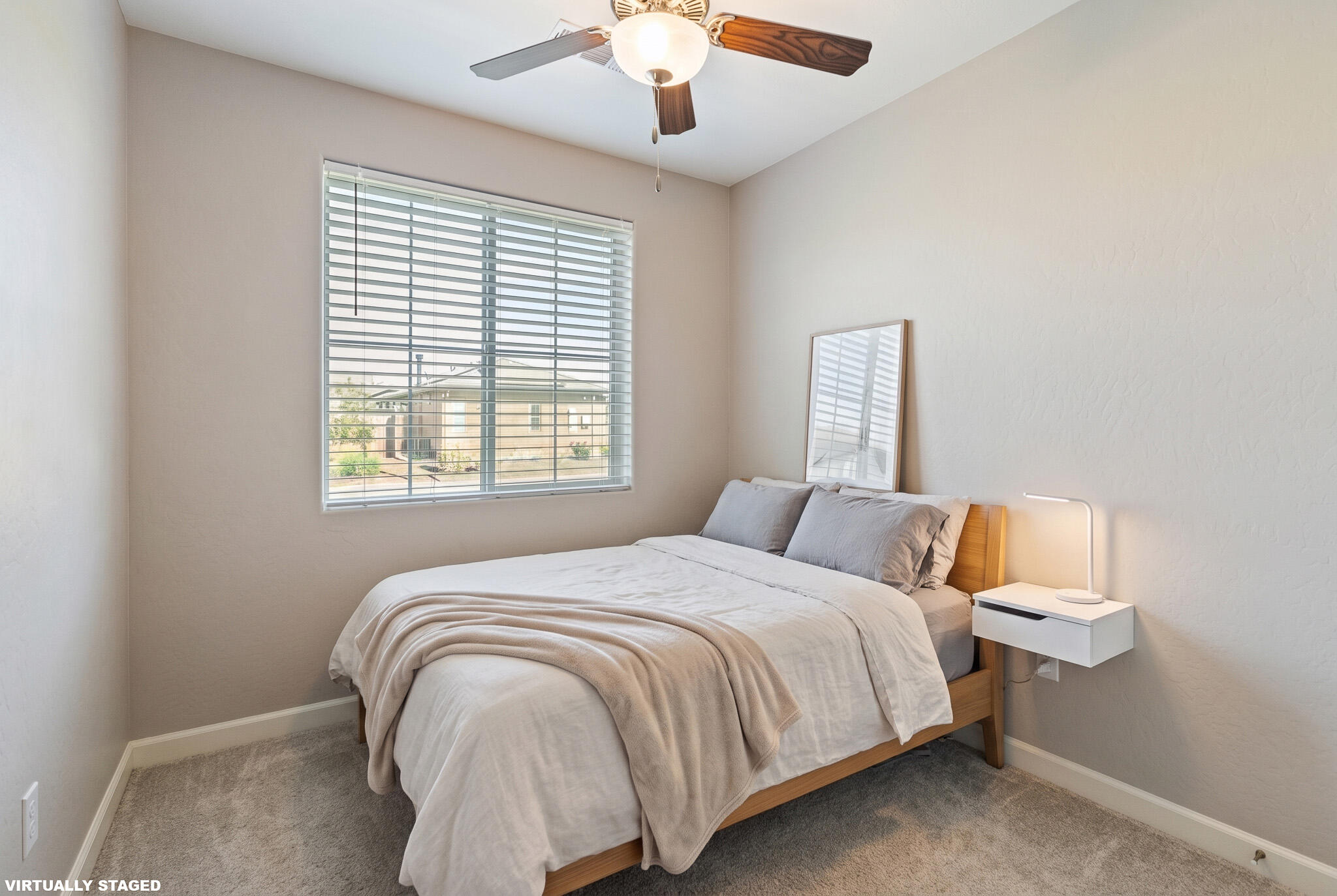3933 W Nellis Ave, Visalia, CA 93277