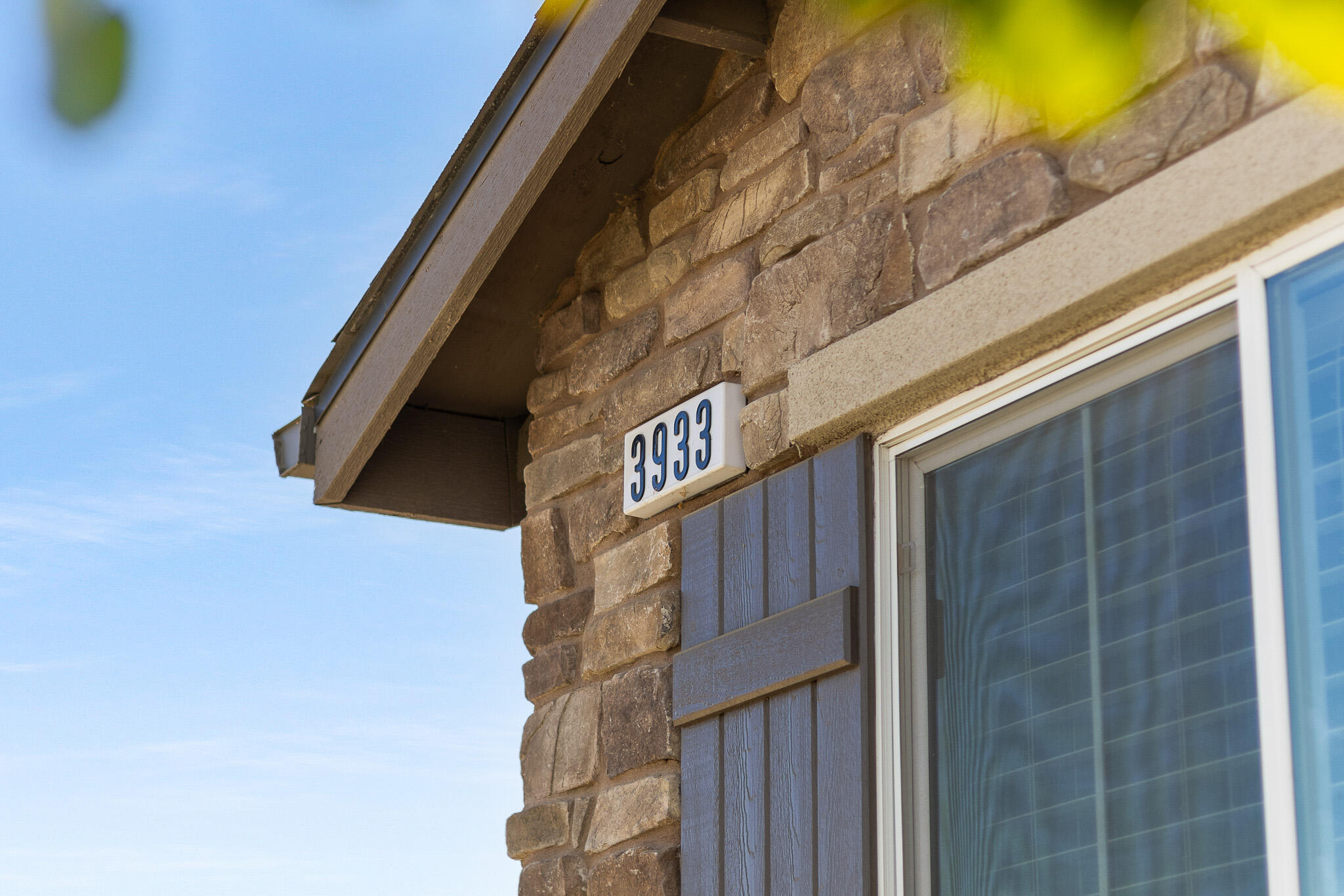 3933 W Nellis Ave, Visalia, CA 93277