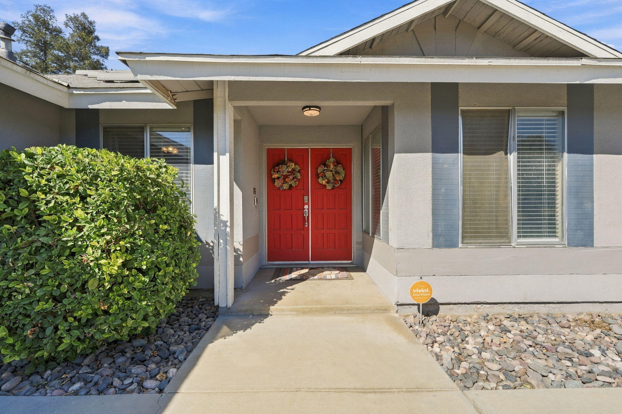 1920 E Mary Ave, Visalia, CA 93292