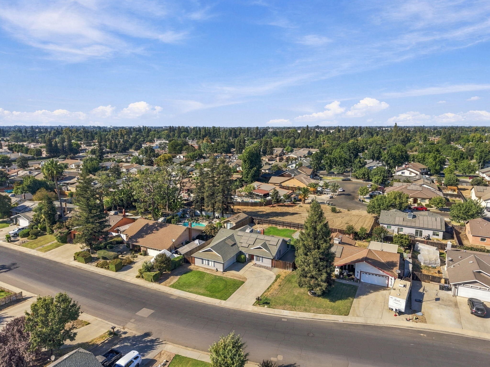 1920 E Mary Ave, Visalia, CA 93292