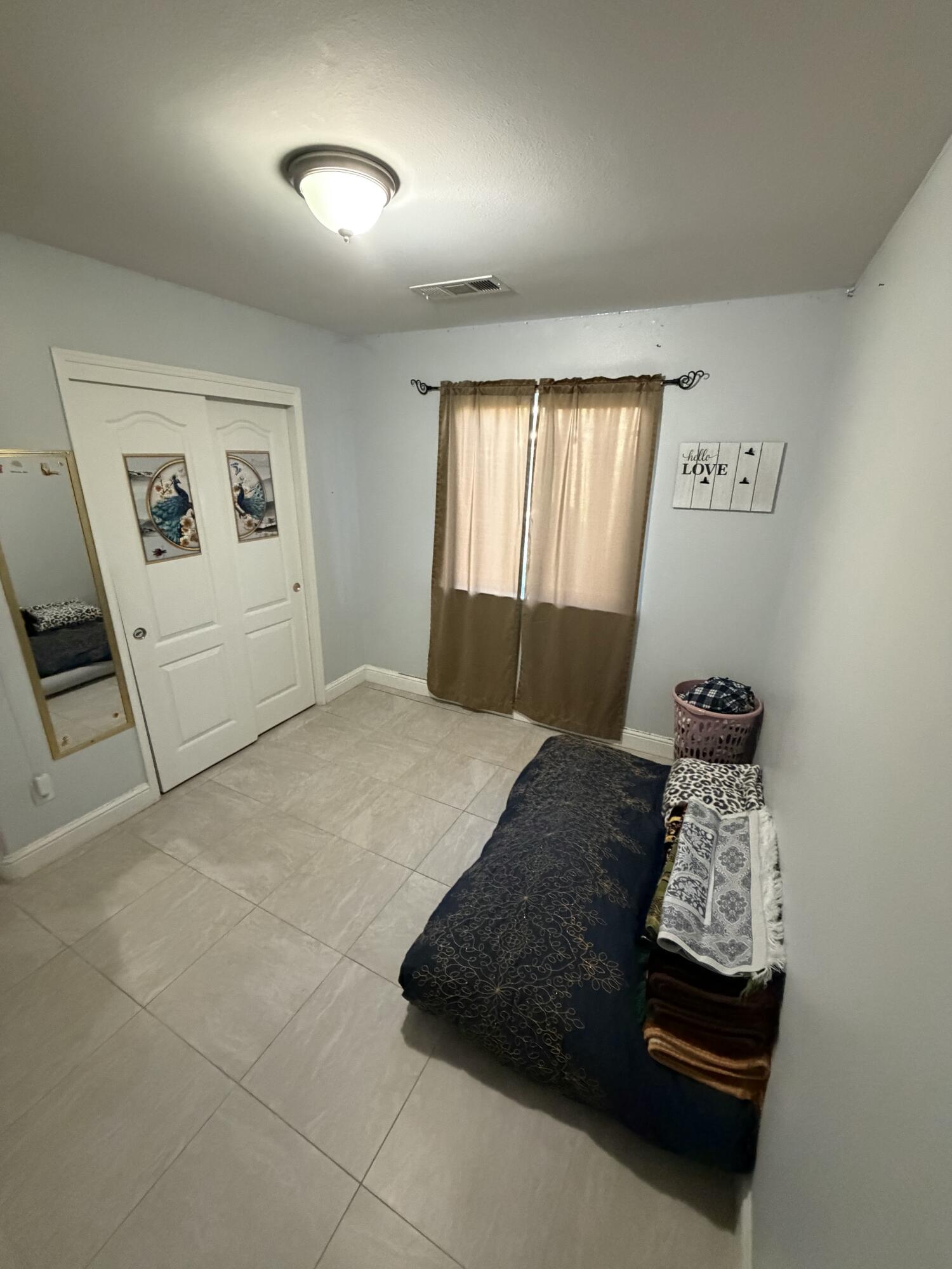 1178 Marks Ct Ct, Dinuba, CA 93618