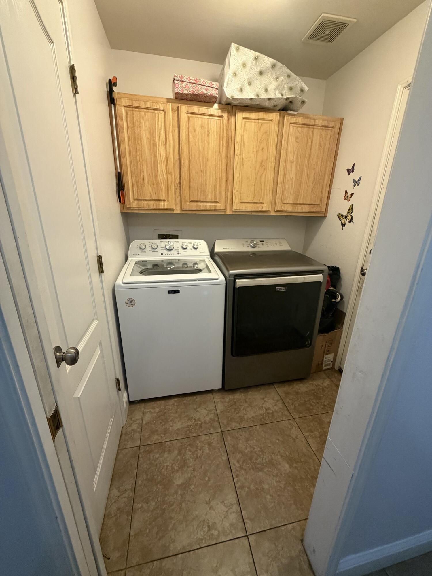 1178 Marks Ct Ct, Dinuba, CA 93618