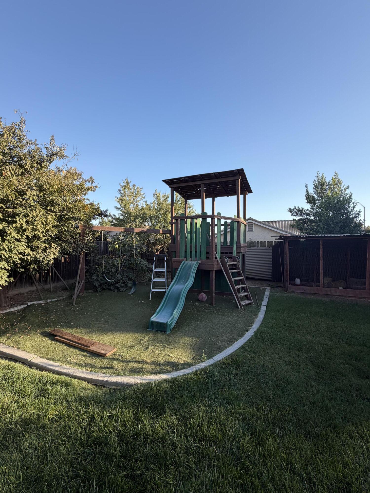 1178 Marks Ct Ct, Dinuba, CA 93618