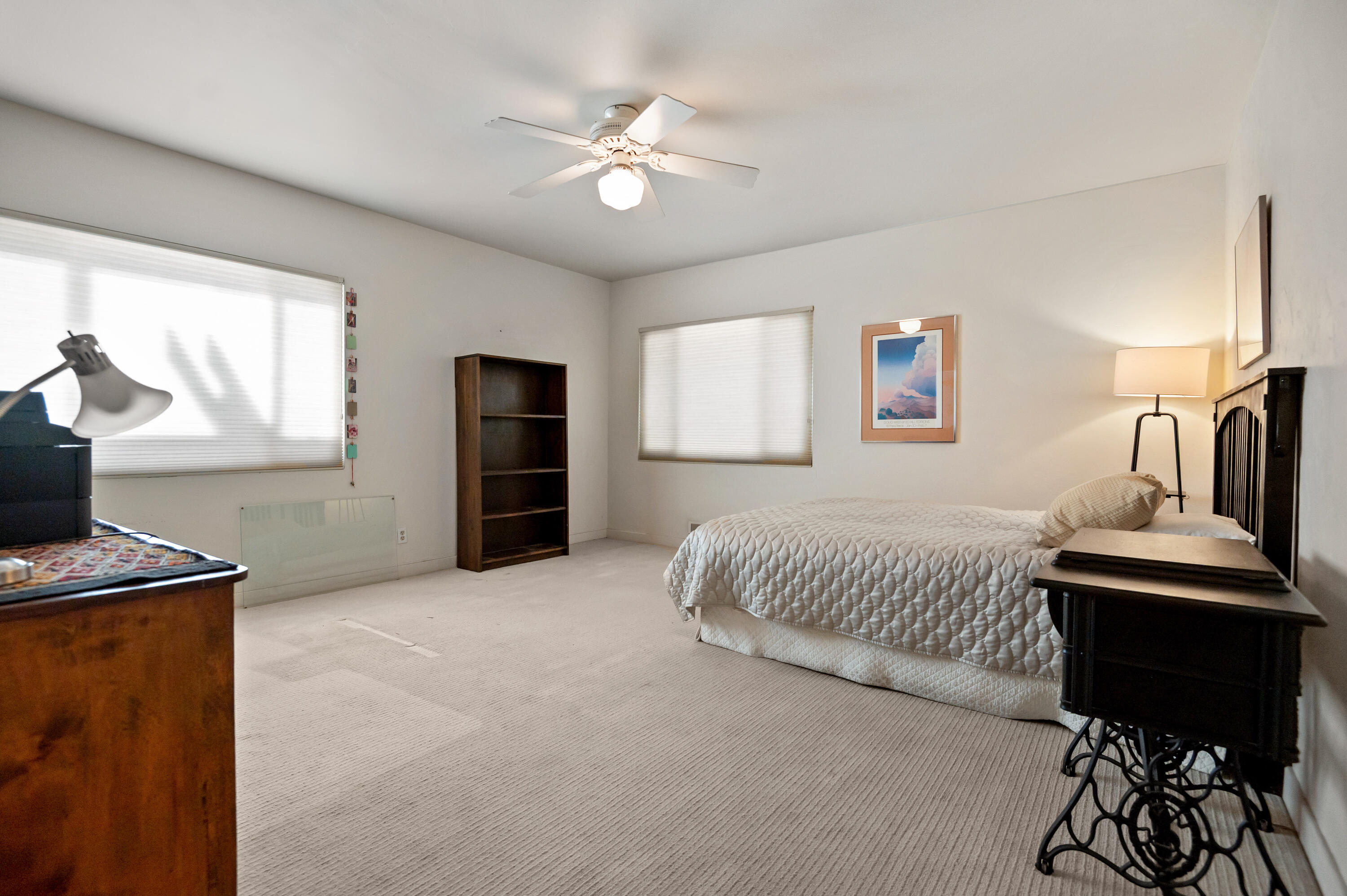 1907 Green Acres Dr, Visalia, CA 93291