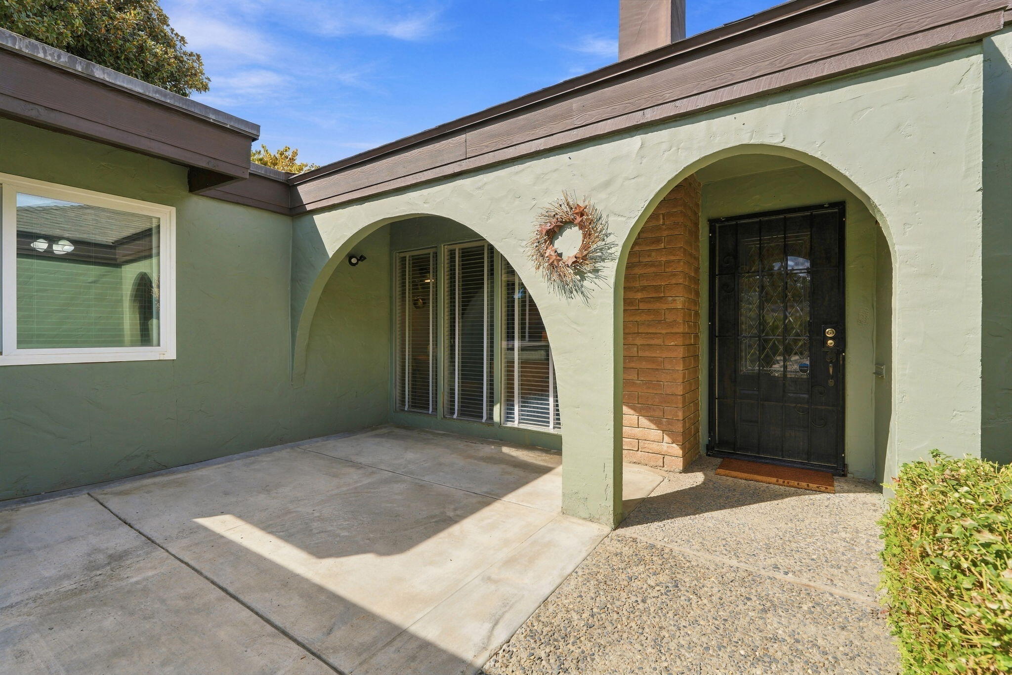2950 W Border Links Dr, Visalia, CA 93291