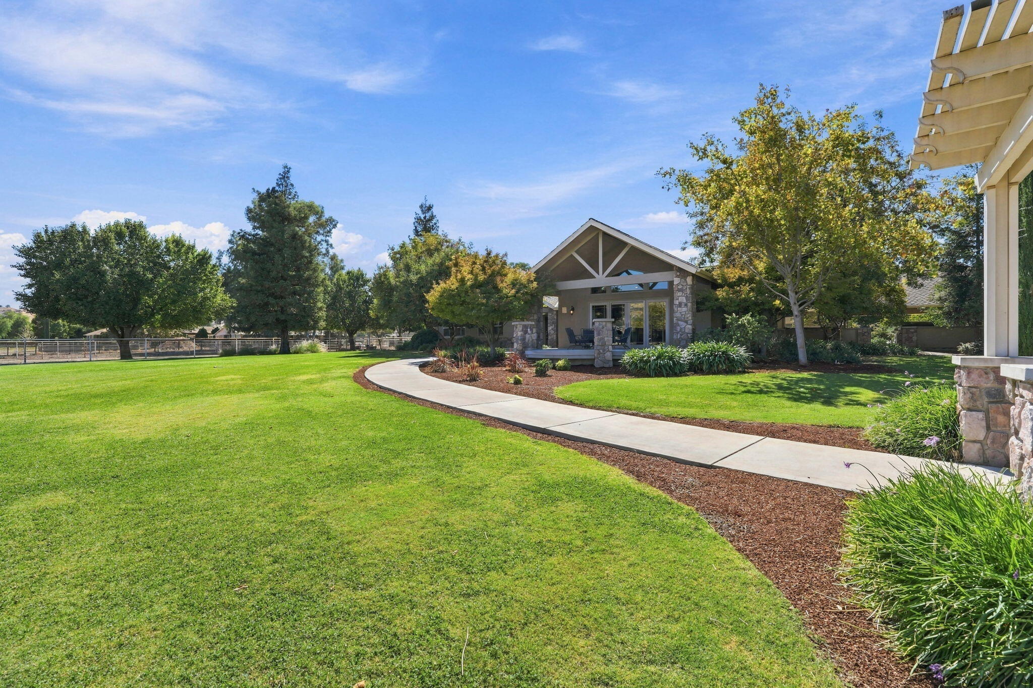 31255 Palm Dr, Exeter, CA 93221
