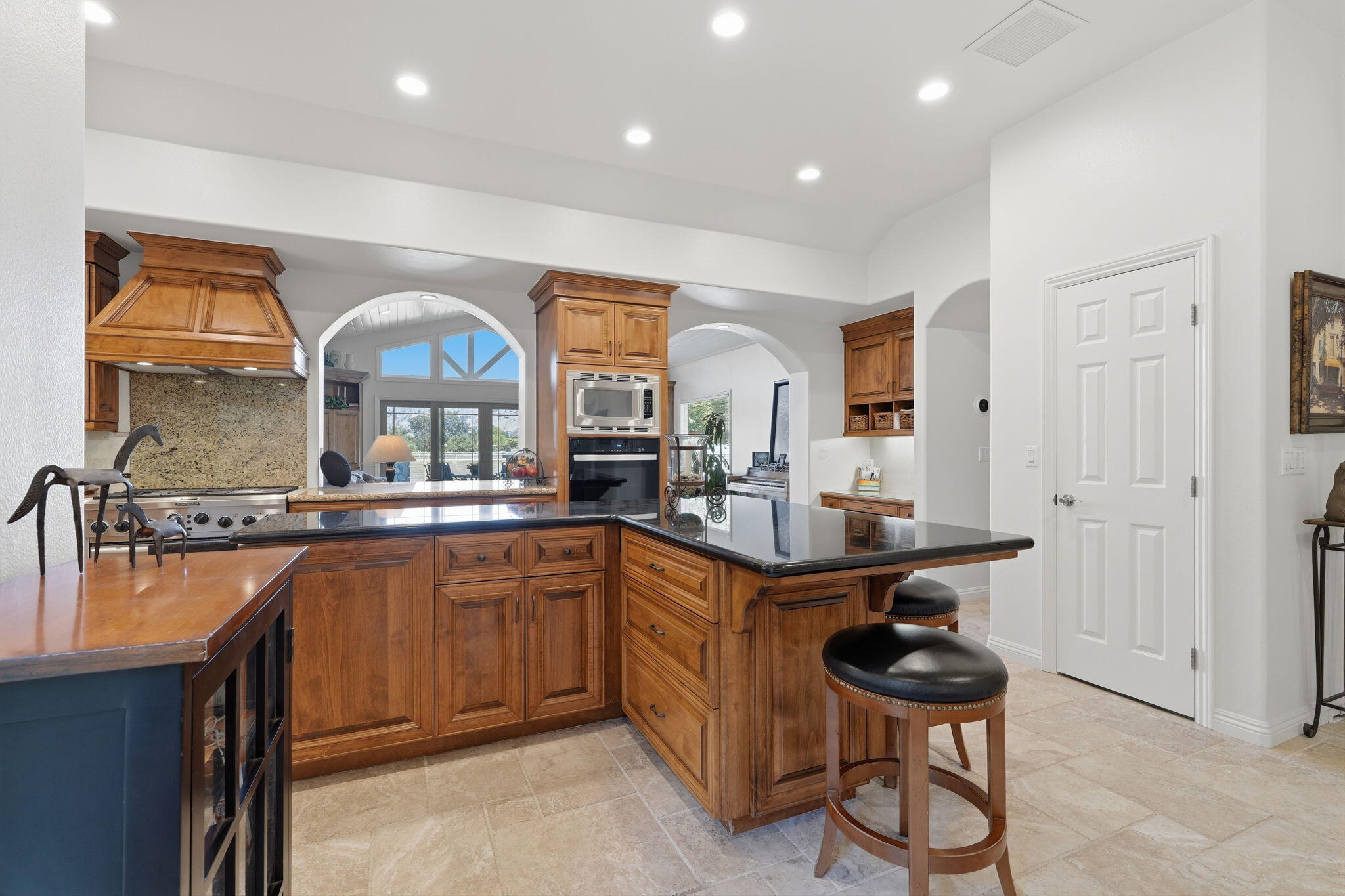 31255 Palm Dr, Exeter, CA 93221