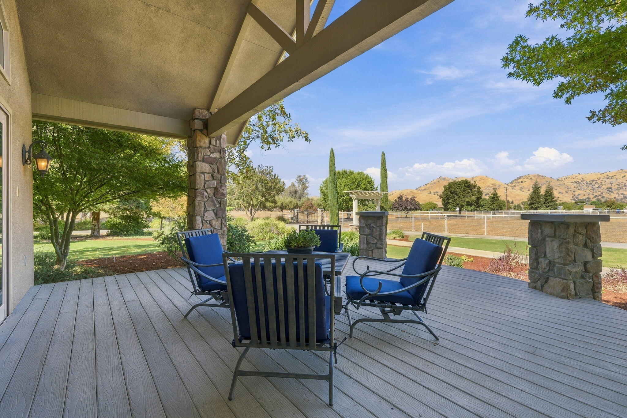 31255 Palm Dr, Exeter, CA 93221