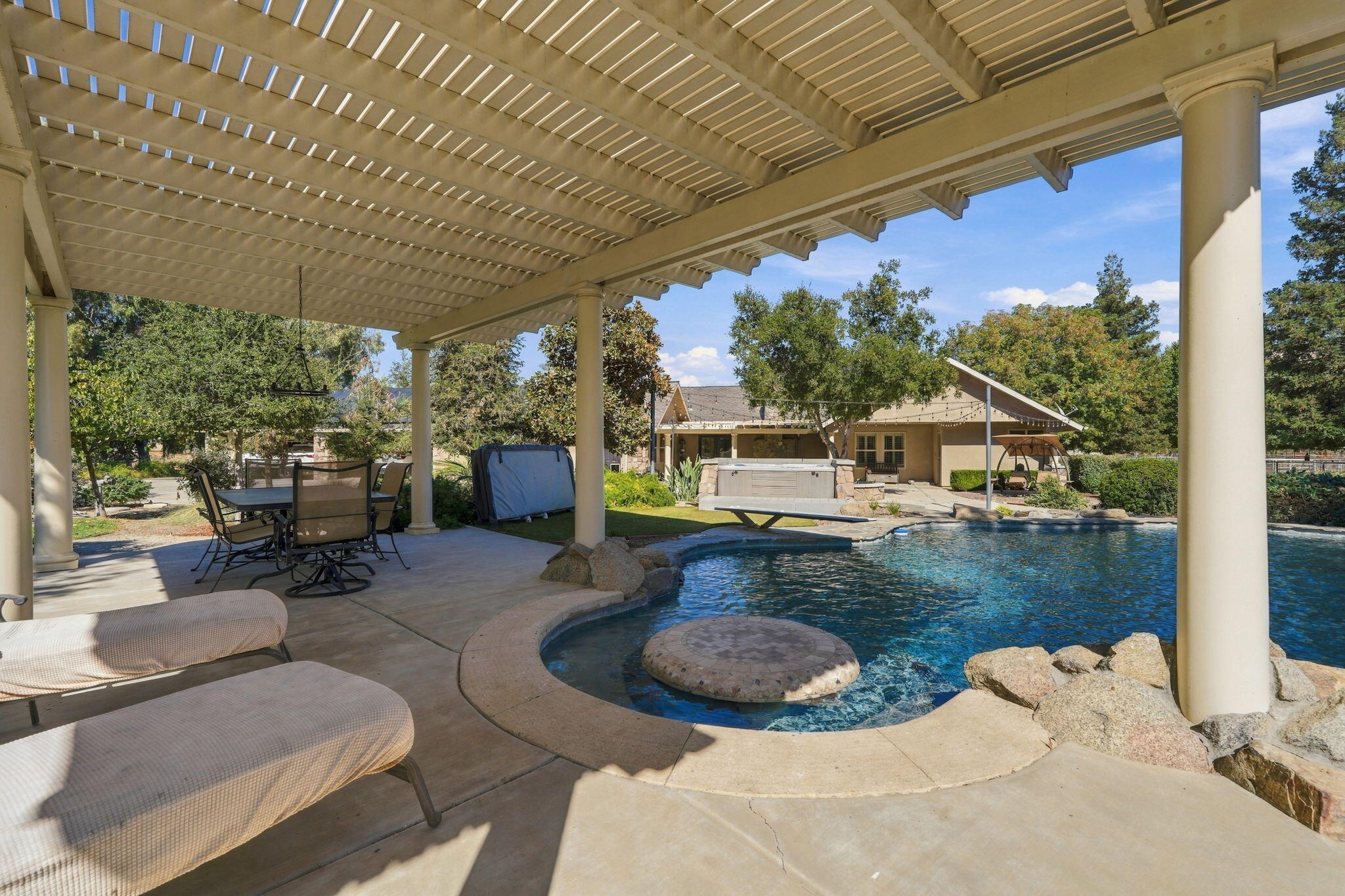 31255 Palm Dr, Exeter, CA 93221