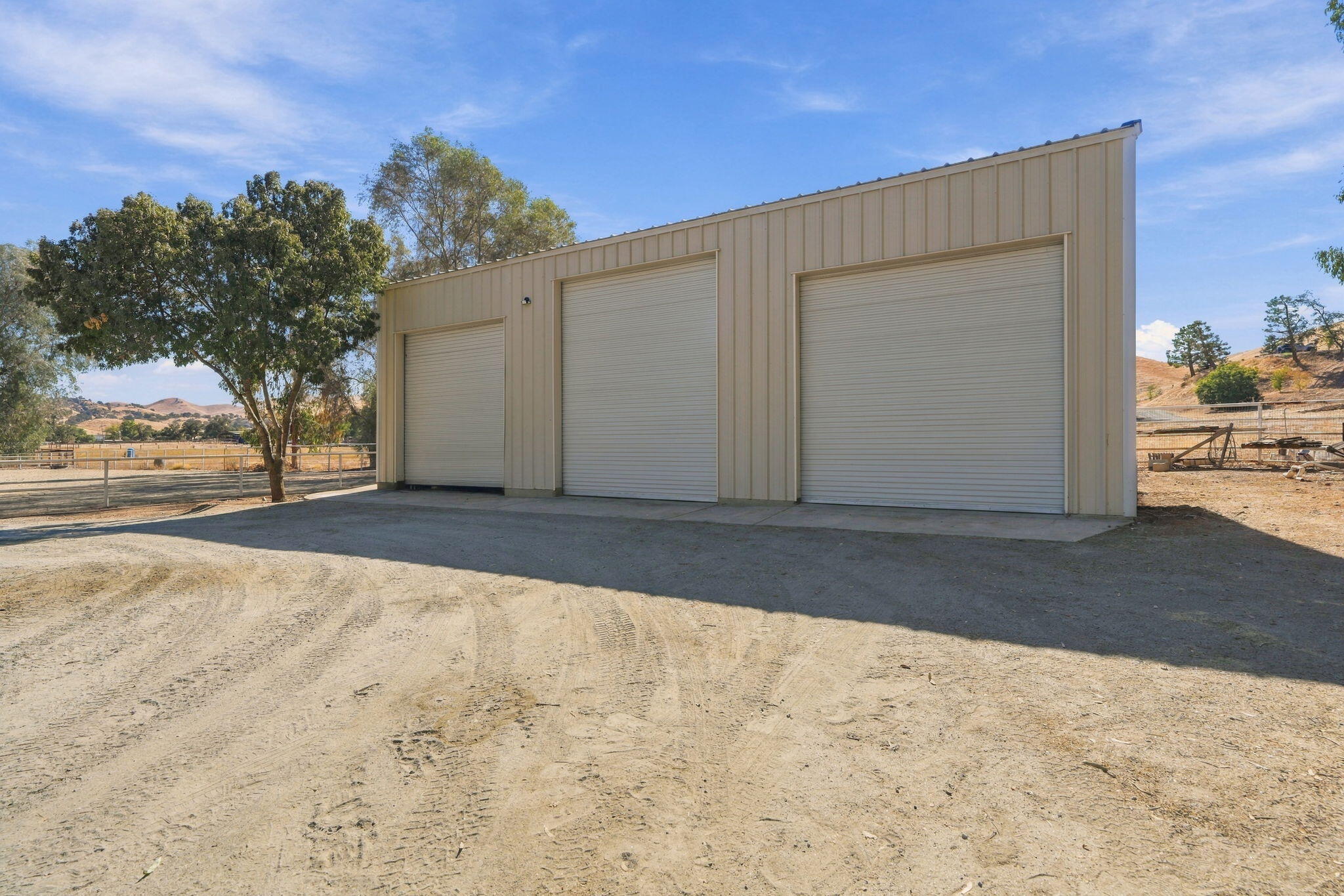 31255 Palm Dr, Exeter, CA 93221