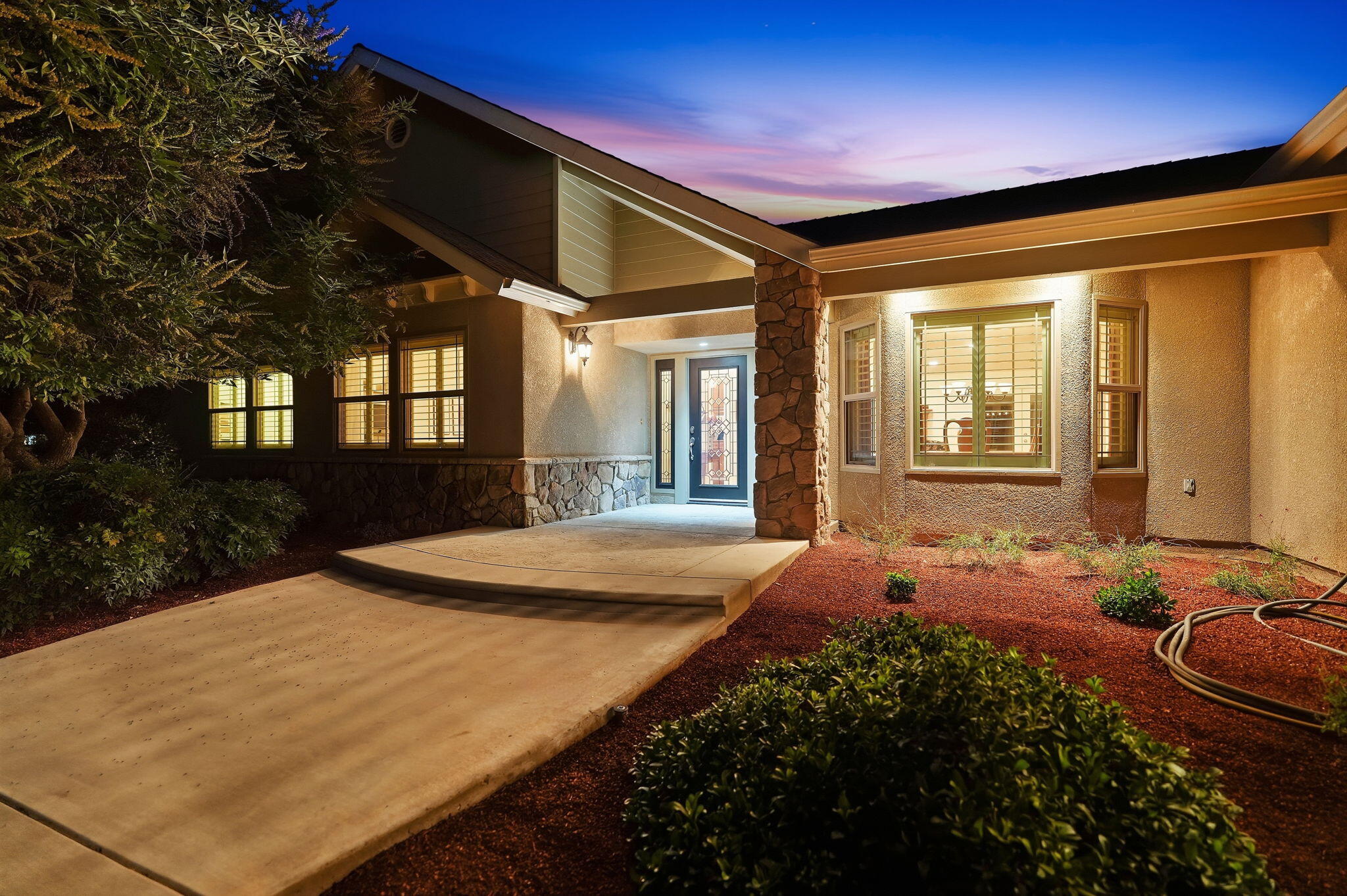 31255 Palm Dr, Exeter, CA 93221