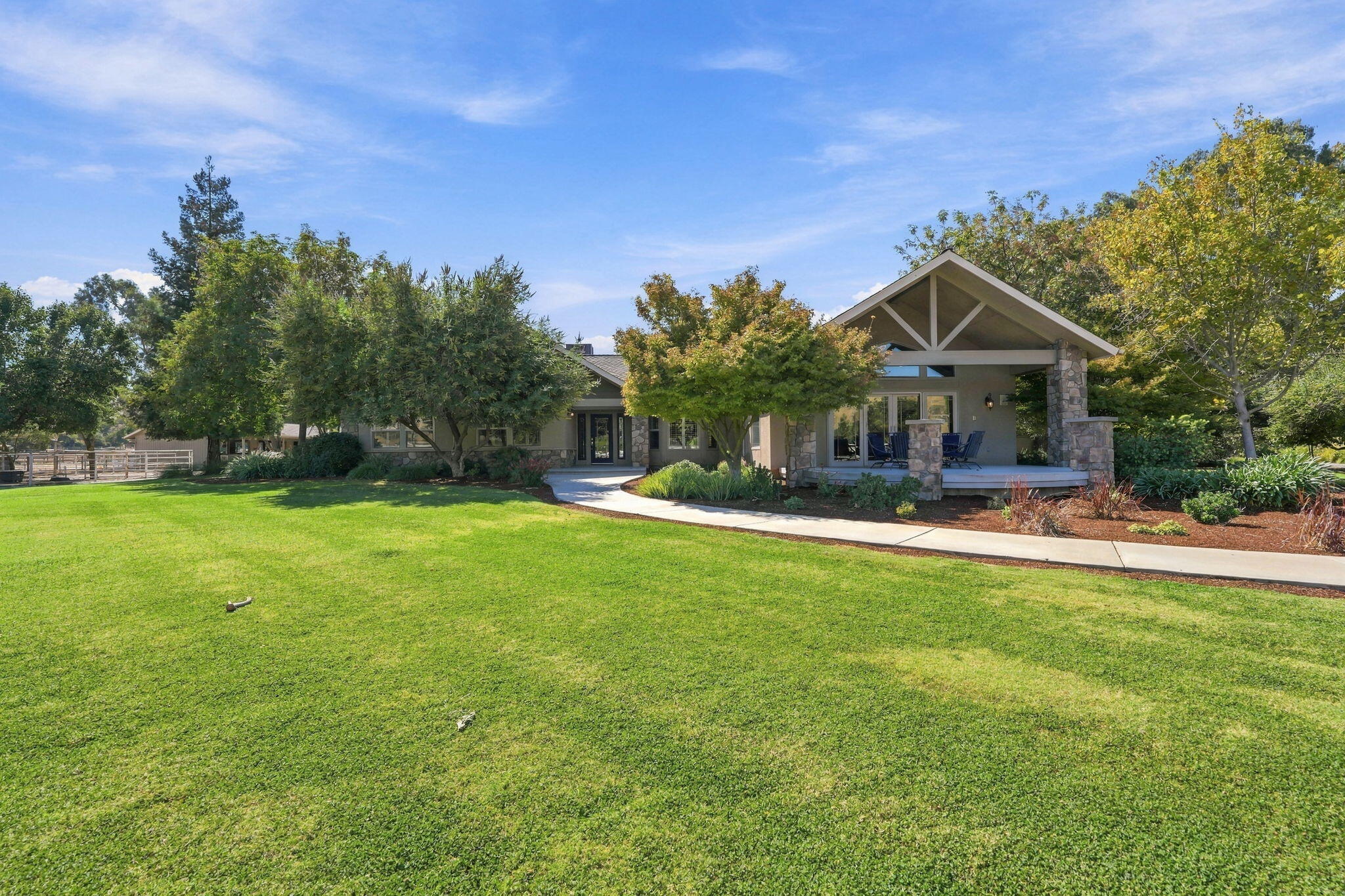 31255 Palm Dr, Exeter, CA 93221