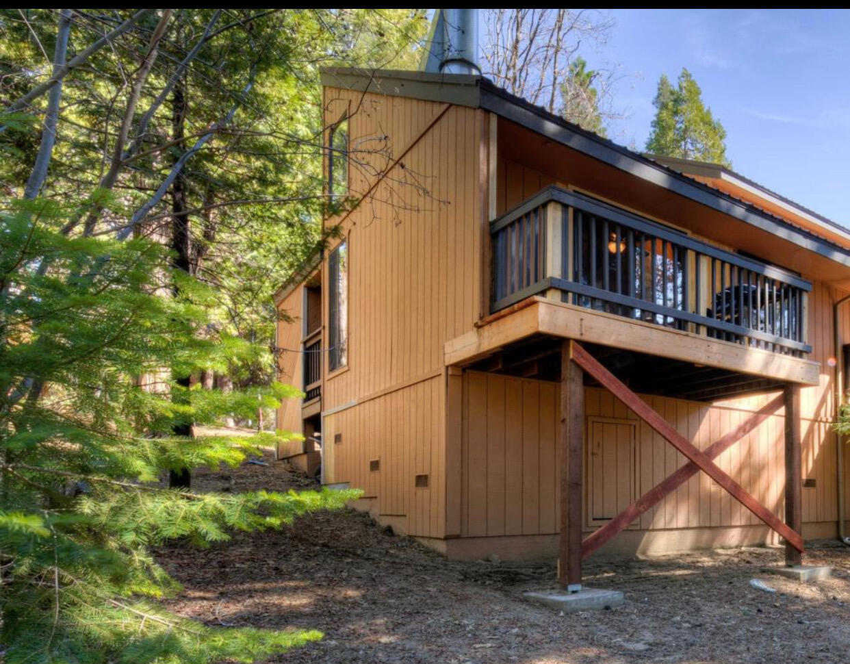 40812 Oakwoods Ln #106, Shaver Lake, CA 93664