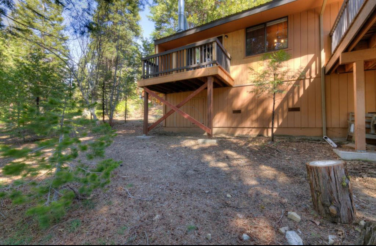 40812 Oakwoods Ln #106, Shaver Lake, CA 93664