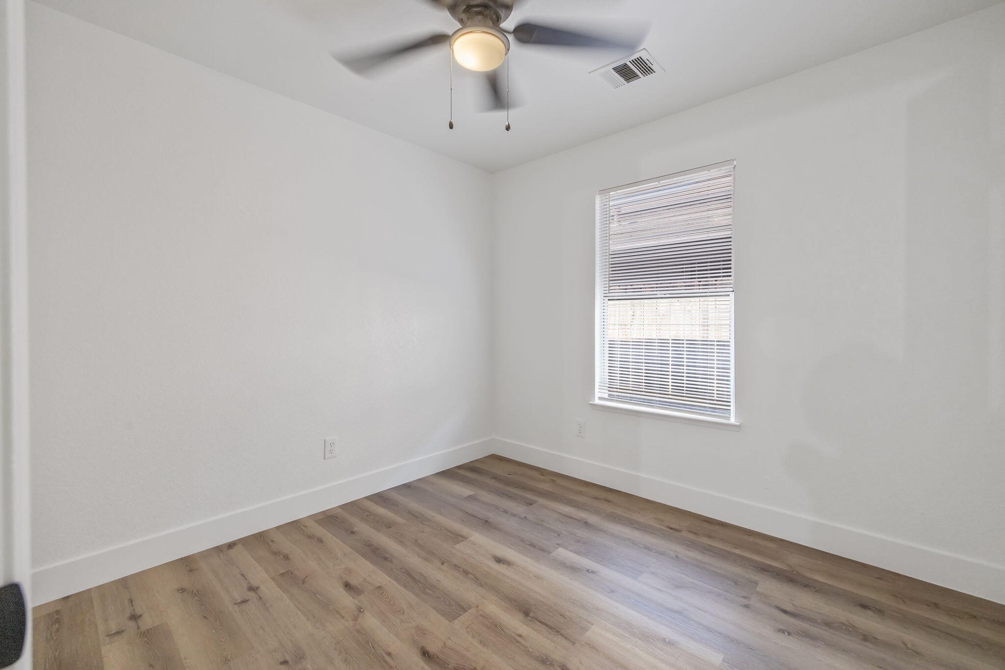 1921 Heather Way, Delano, CA 93215