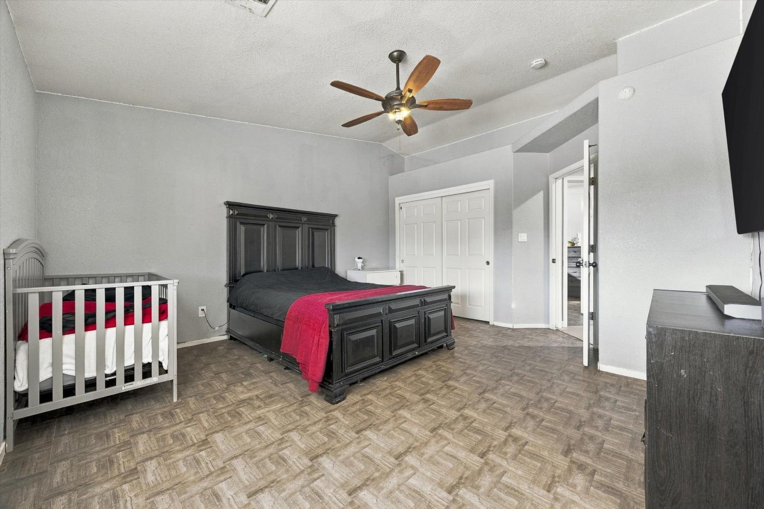 430 Avenida Ruiz, Delano, CA 93215