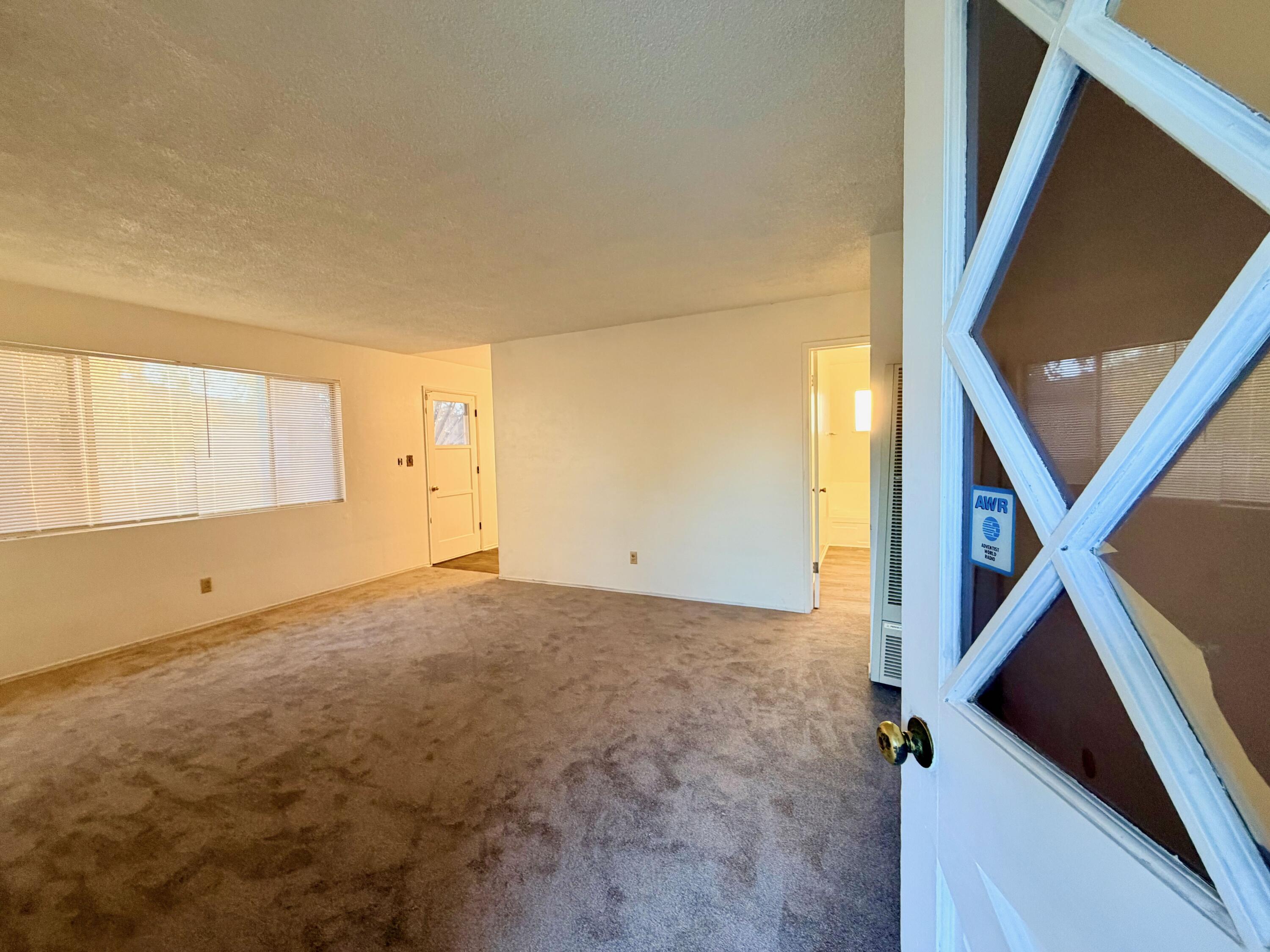 623 N West St, Tulare, CA 93274