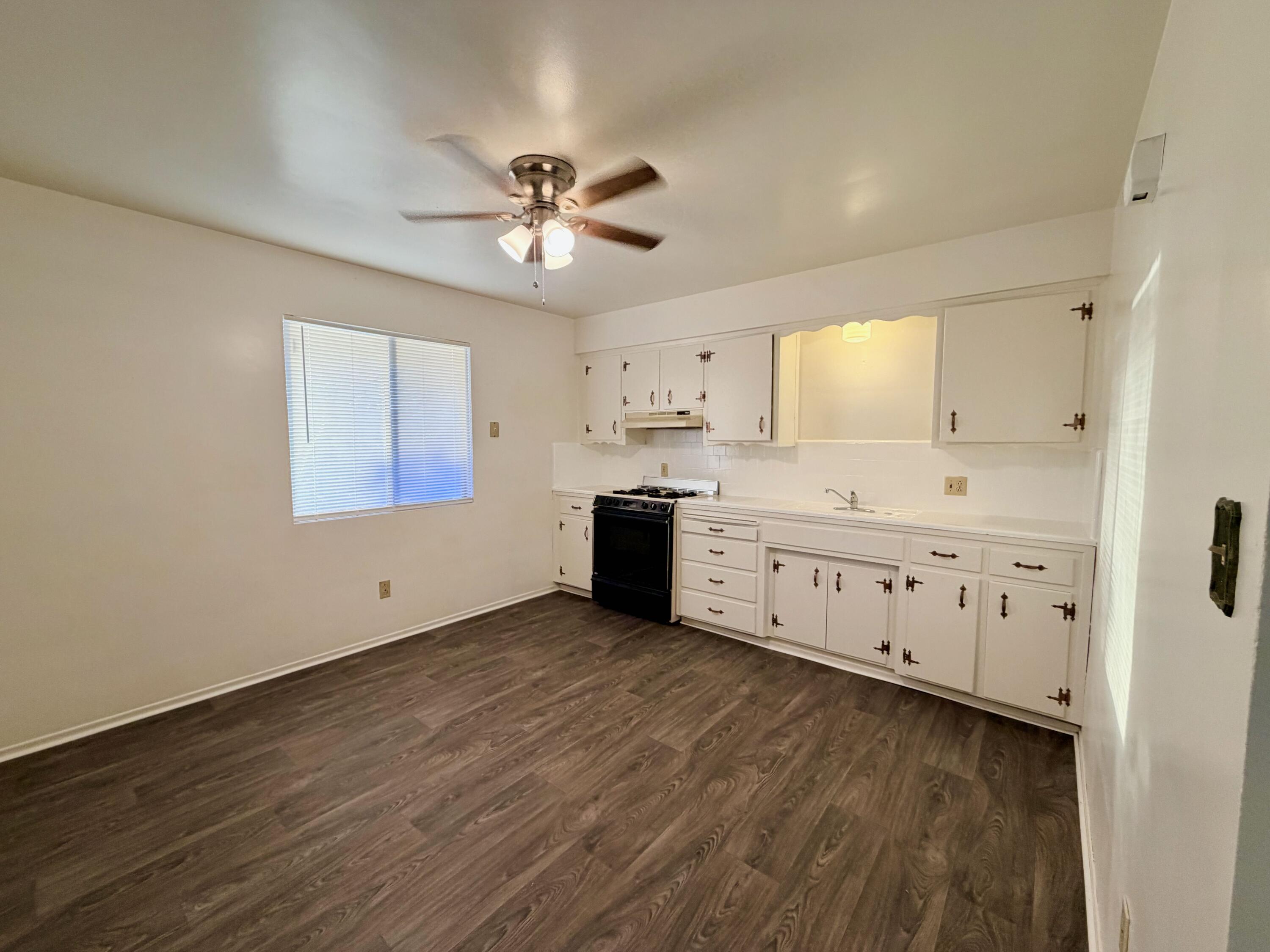 623 N West St, Tulare, CA 93274
