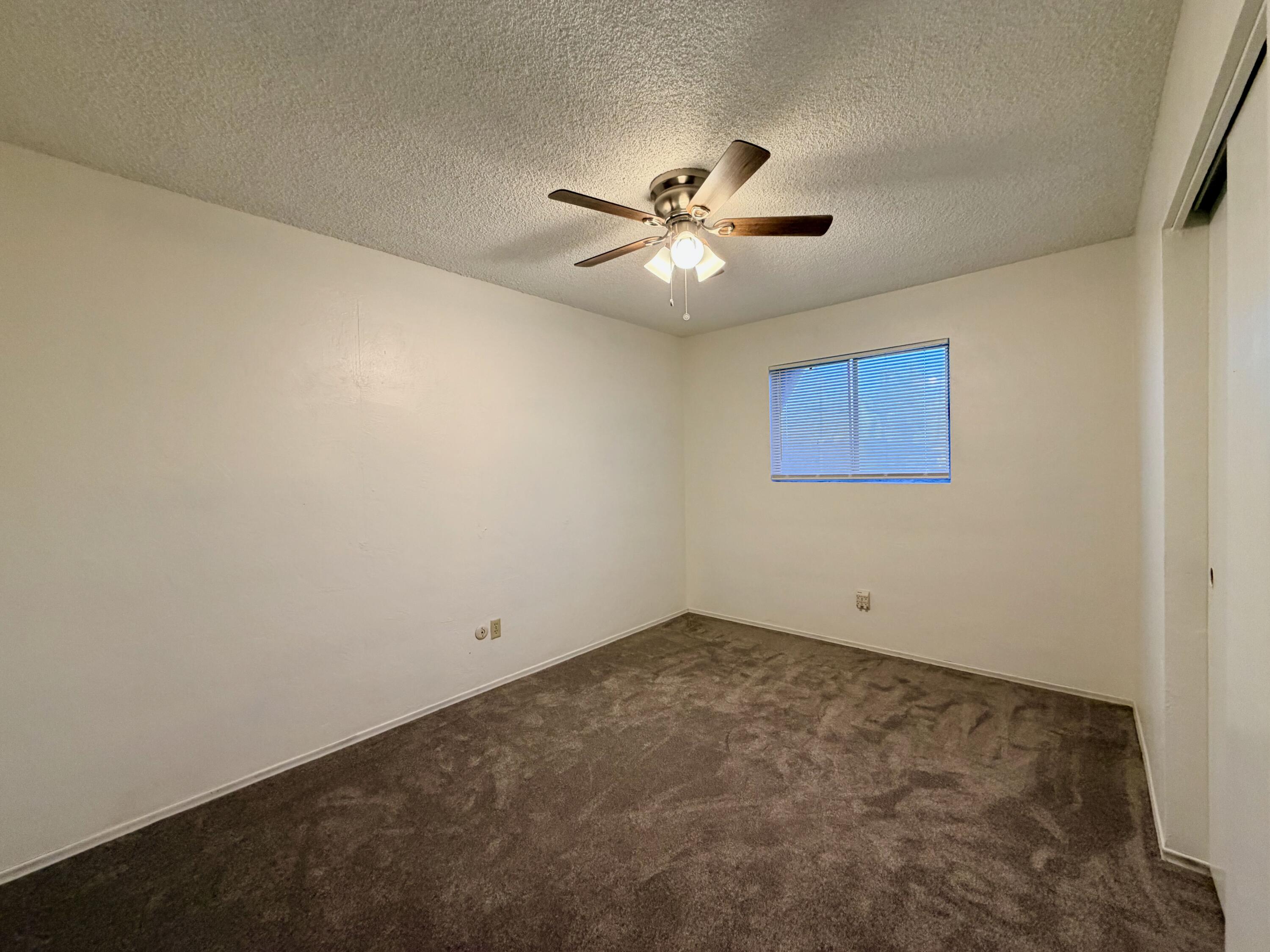 623 N West St, Tulare, CA 93274