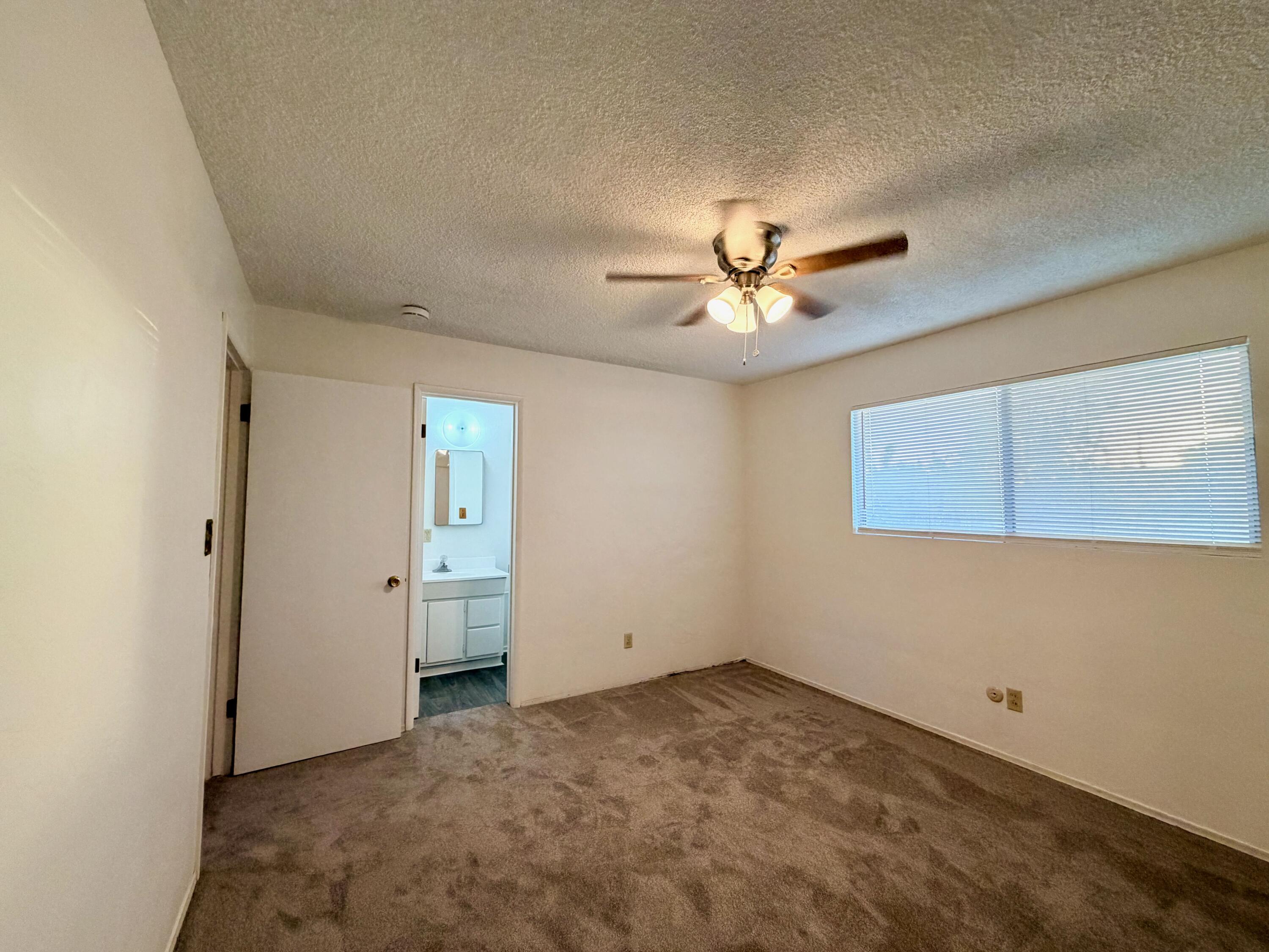 623 N West St, Tulare, CA 93274