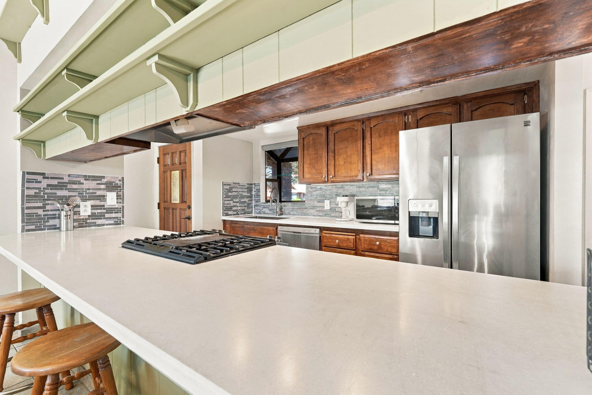 2149 W Della Ave, Porterville, CA 93257