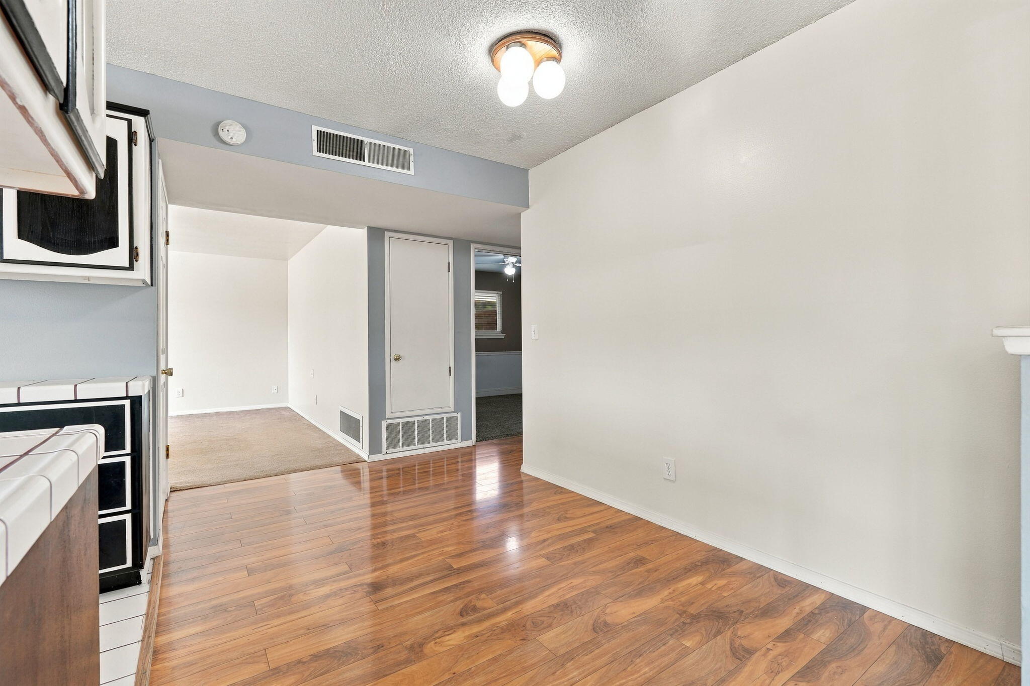 2922 S Verde Vista St, Visalia, CA 93277