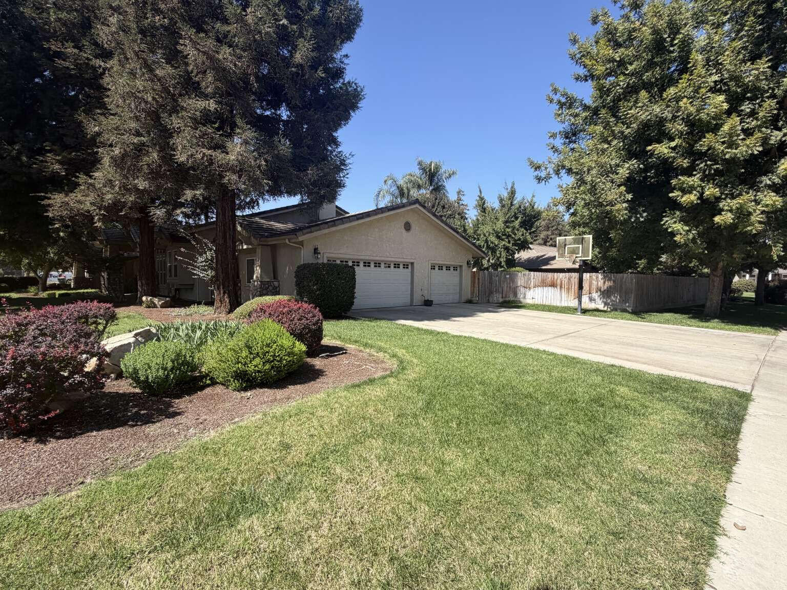 6312 W Judy Ave, Visalia, CA 93277