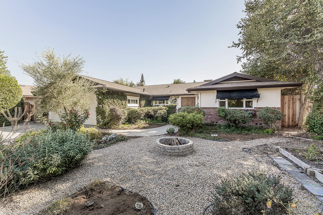 783 W Carpenter Ave, Reedley, CA 93654
