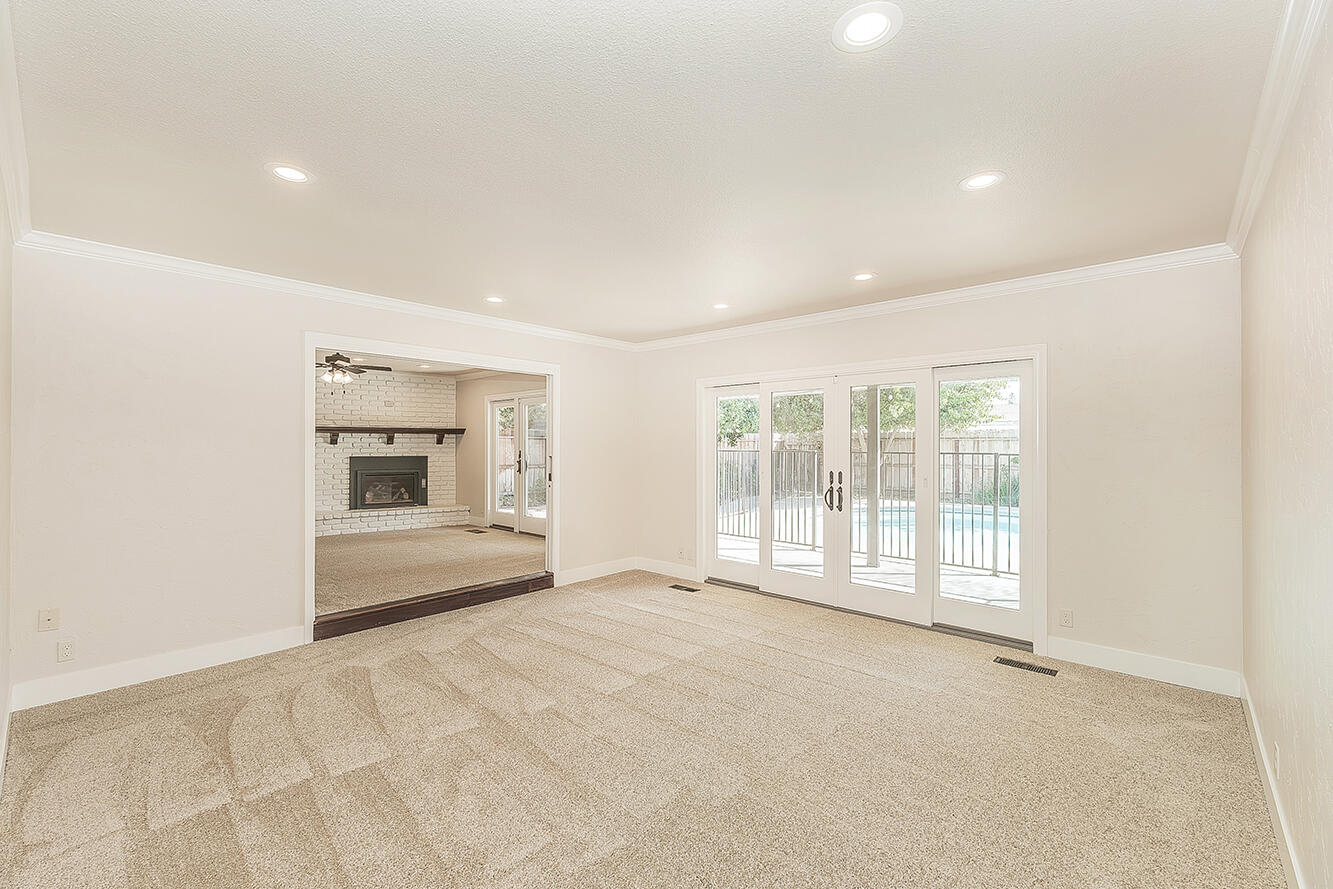 783 W Carpenter Ave, Reedley, CA 93654