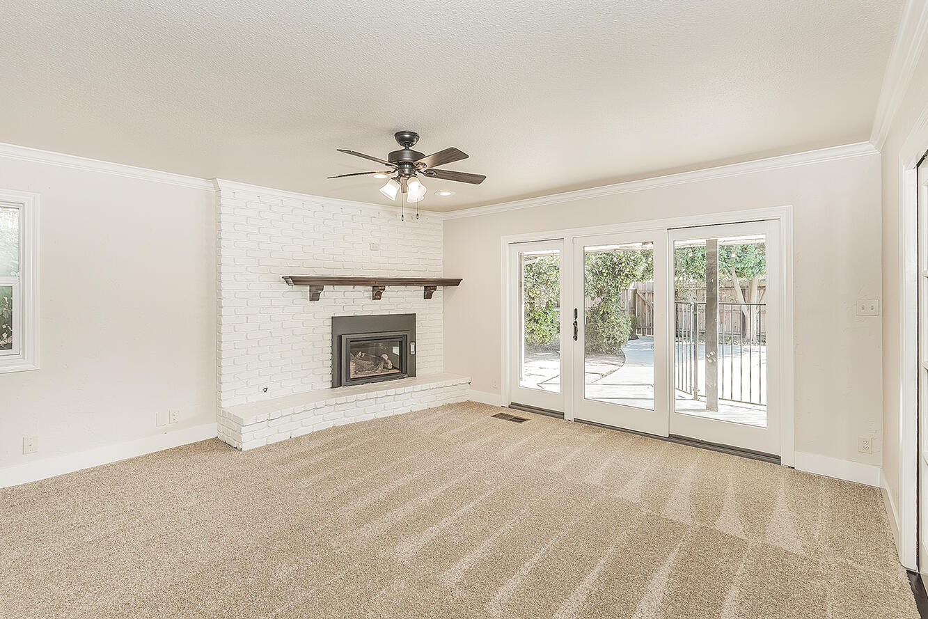 783 W Carpenter Ave, Reedley, CA 93654