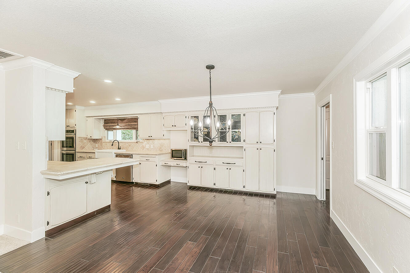783 W Carpenter Ave, Reedley, CA 93654