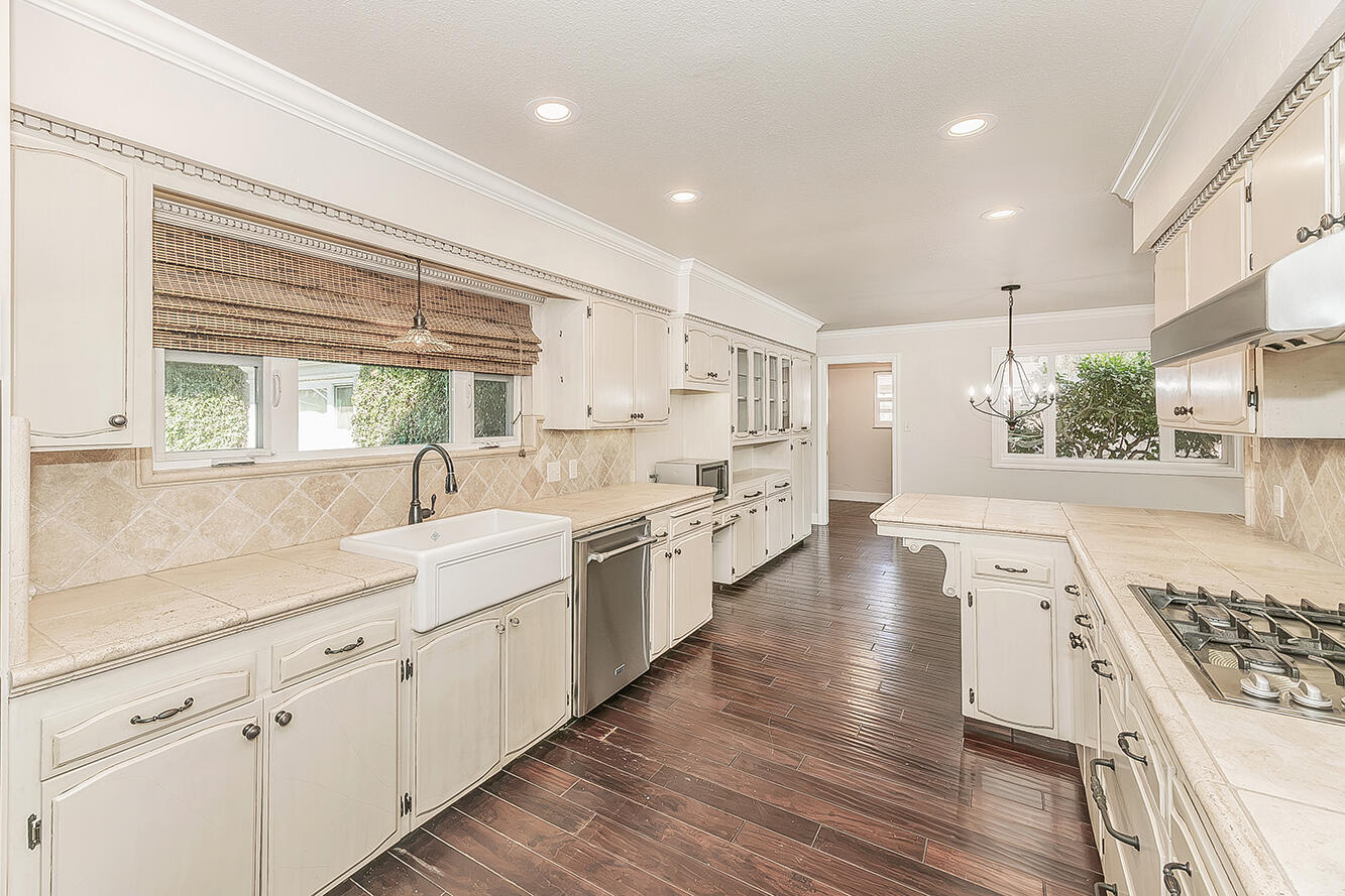 783 W Carpenter Ave, Reedley, CA 93654